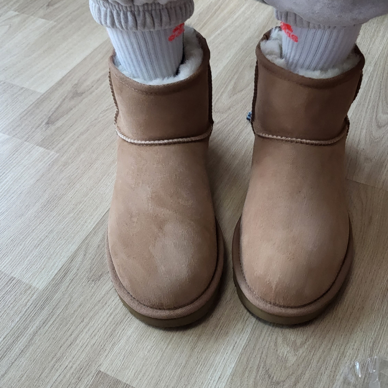 (W) UGG Classic Mini II Boots Chestnut 착용 스타일
