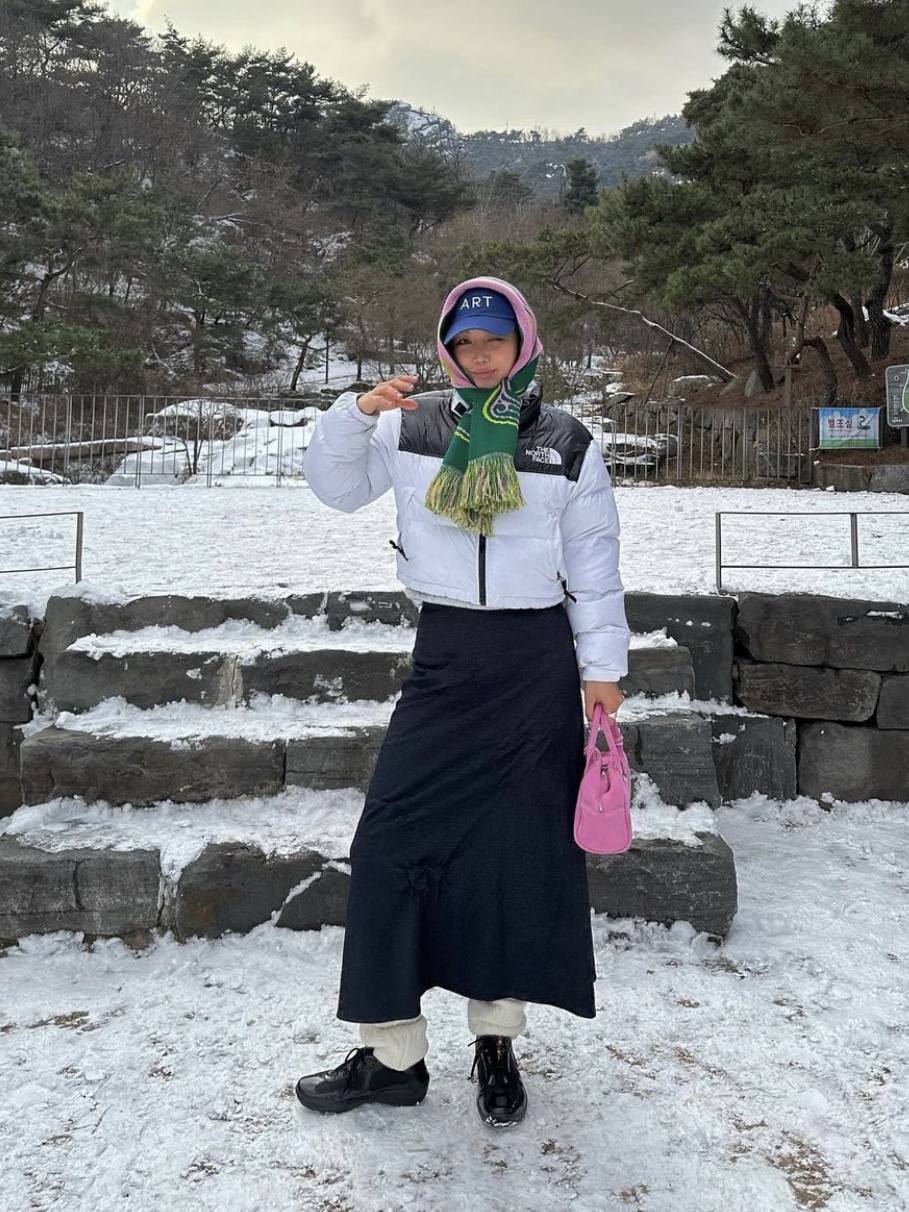 (W) The North Face White Label Nuptse Short Jacket White 착용 스타일