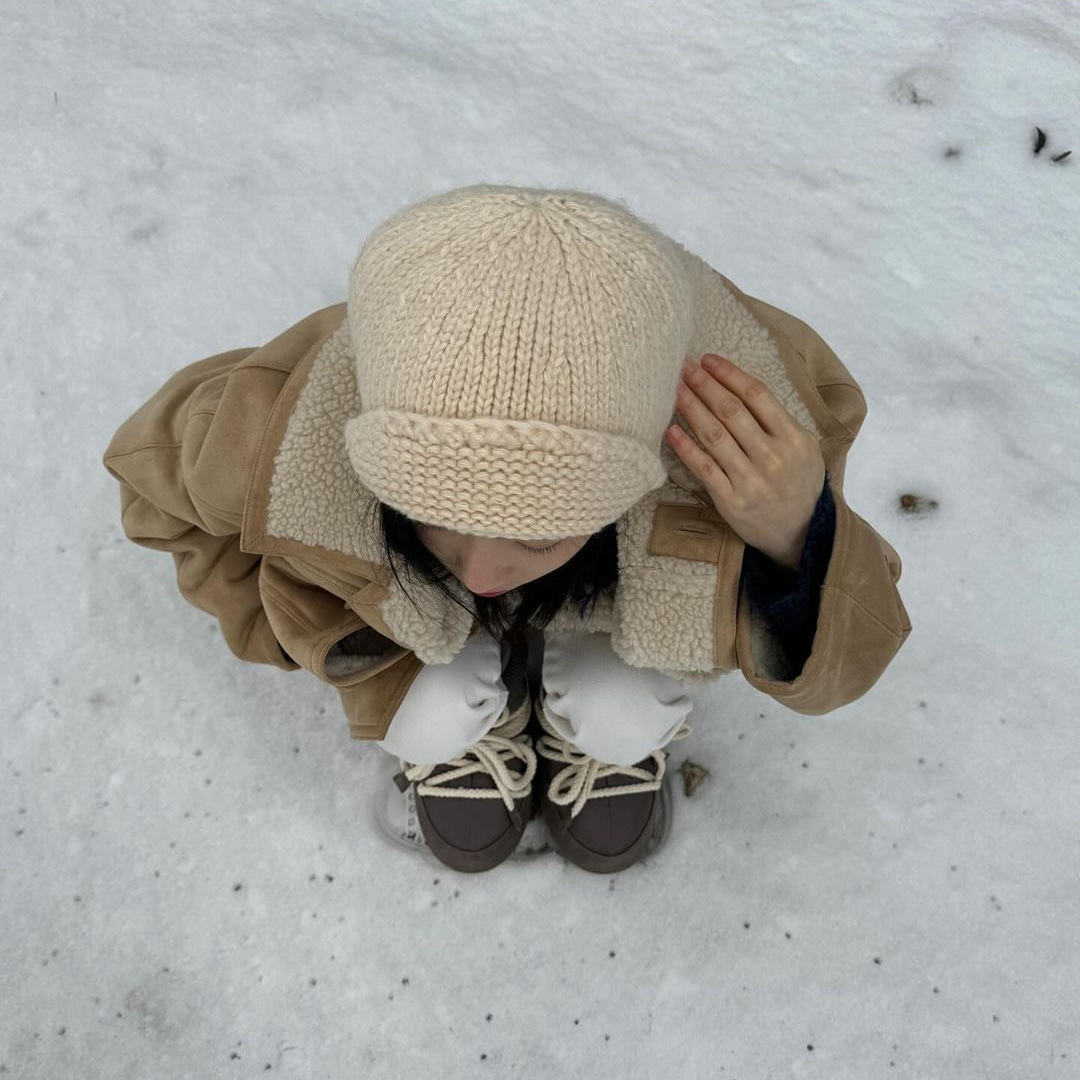 (W) Moon Boot x Casestudy CS Icon Low Boots Taupe 착용 스타일 - 2