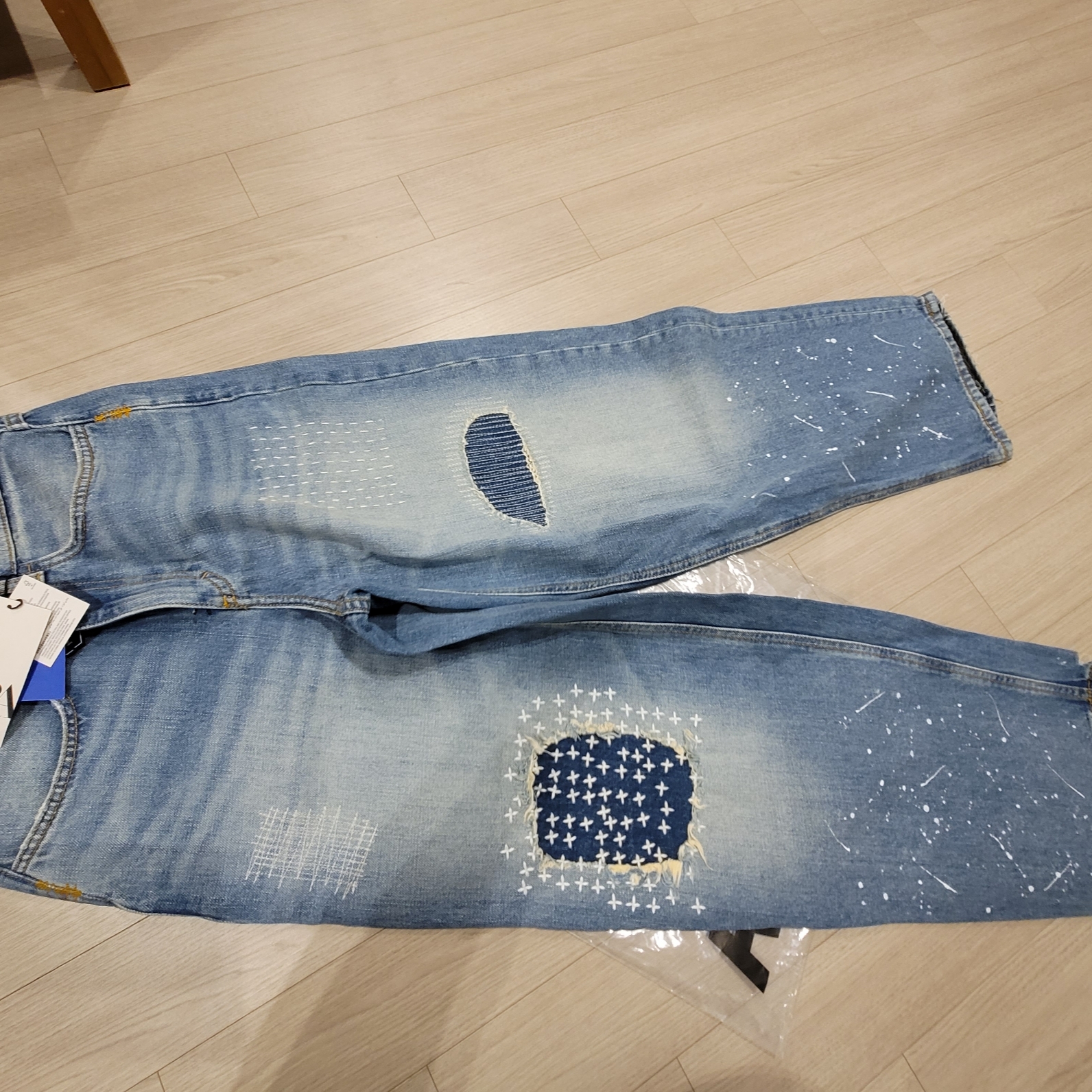 Zara x Ader Error Patchwork Jeans Blue, IAB Studio Hoodie Dual Gray 착용 스타일 - 1