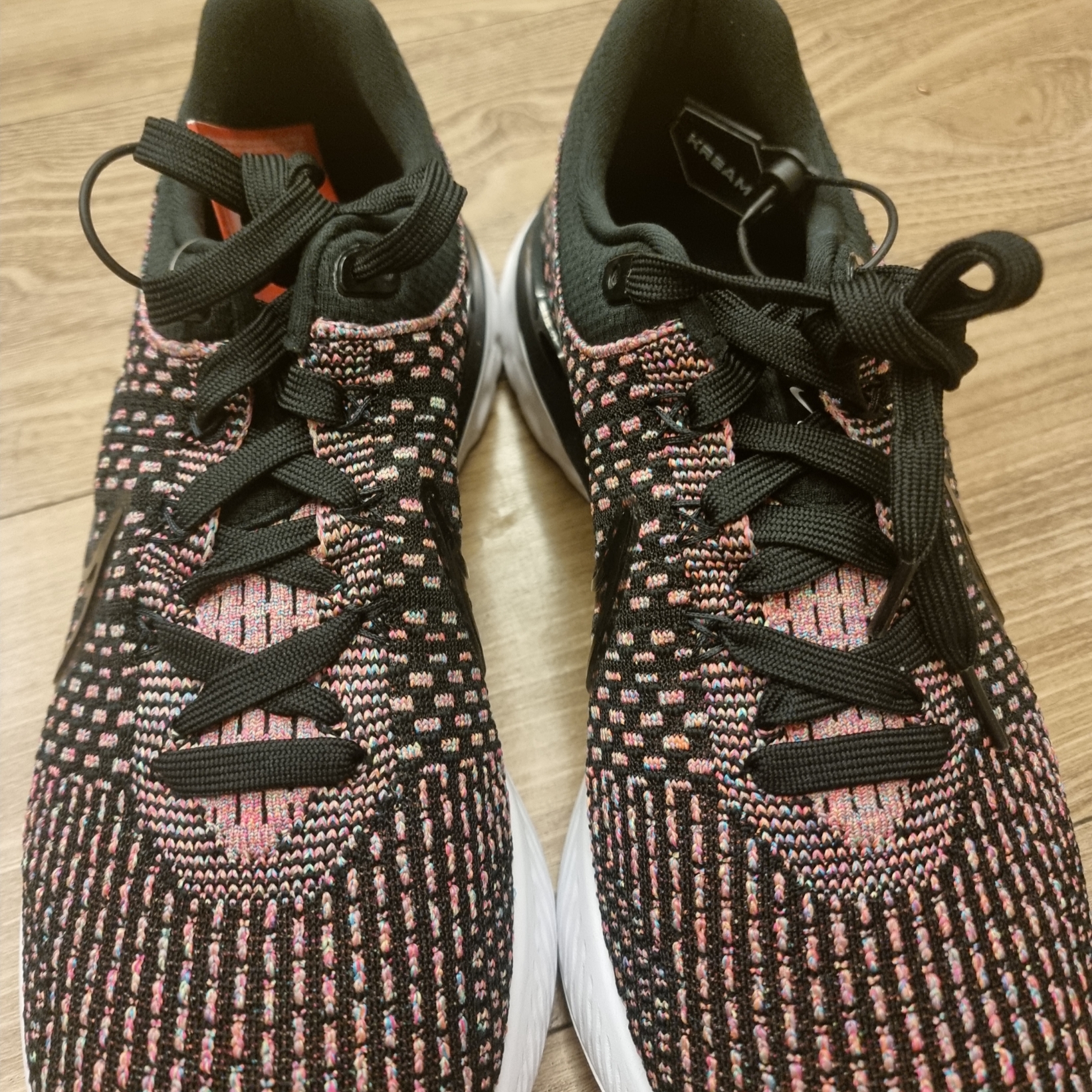 Nike React Infinity Run Flyknit 3 Black Blue Orbit 착용 스타일