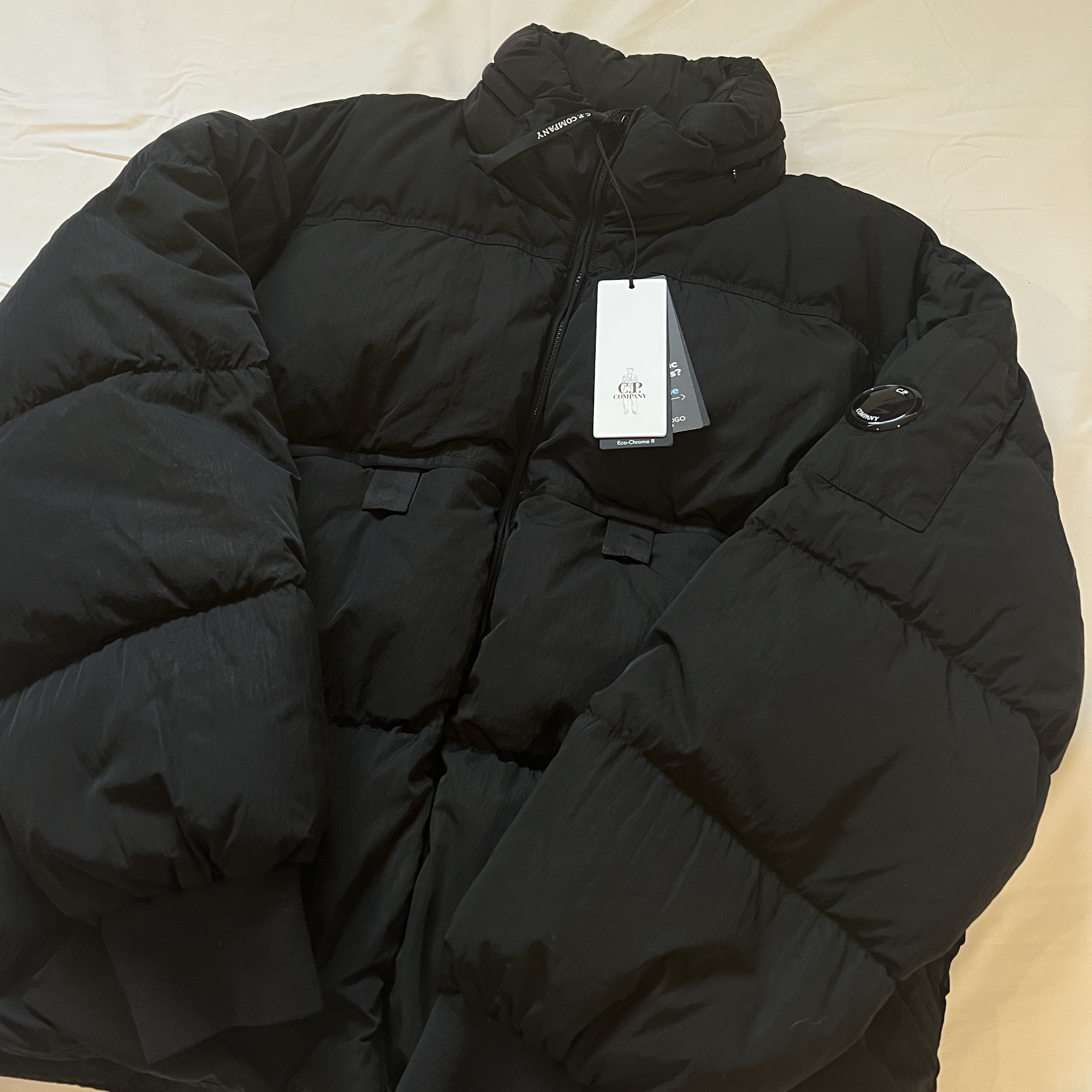 C.P. Company Eco-Chrome R Mixed Down Jacket Black - 23FW 착용 스타일