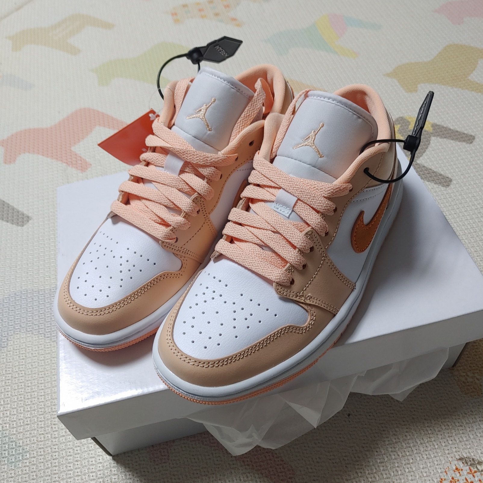 (W) Jordan 1 Low Sunset Haze 착용 스타일