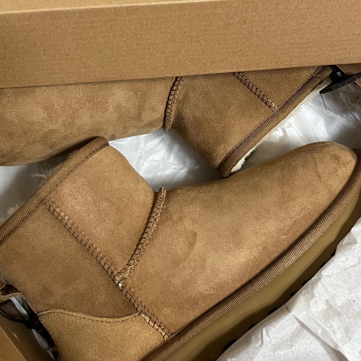 (W) UGG Classic Mini II Boots Chestnut 착용 스타일