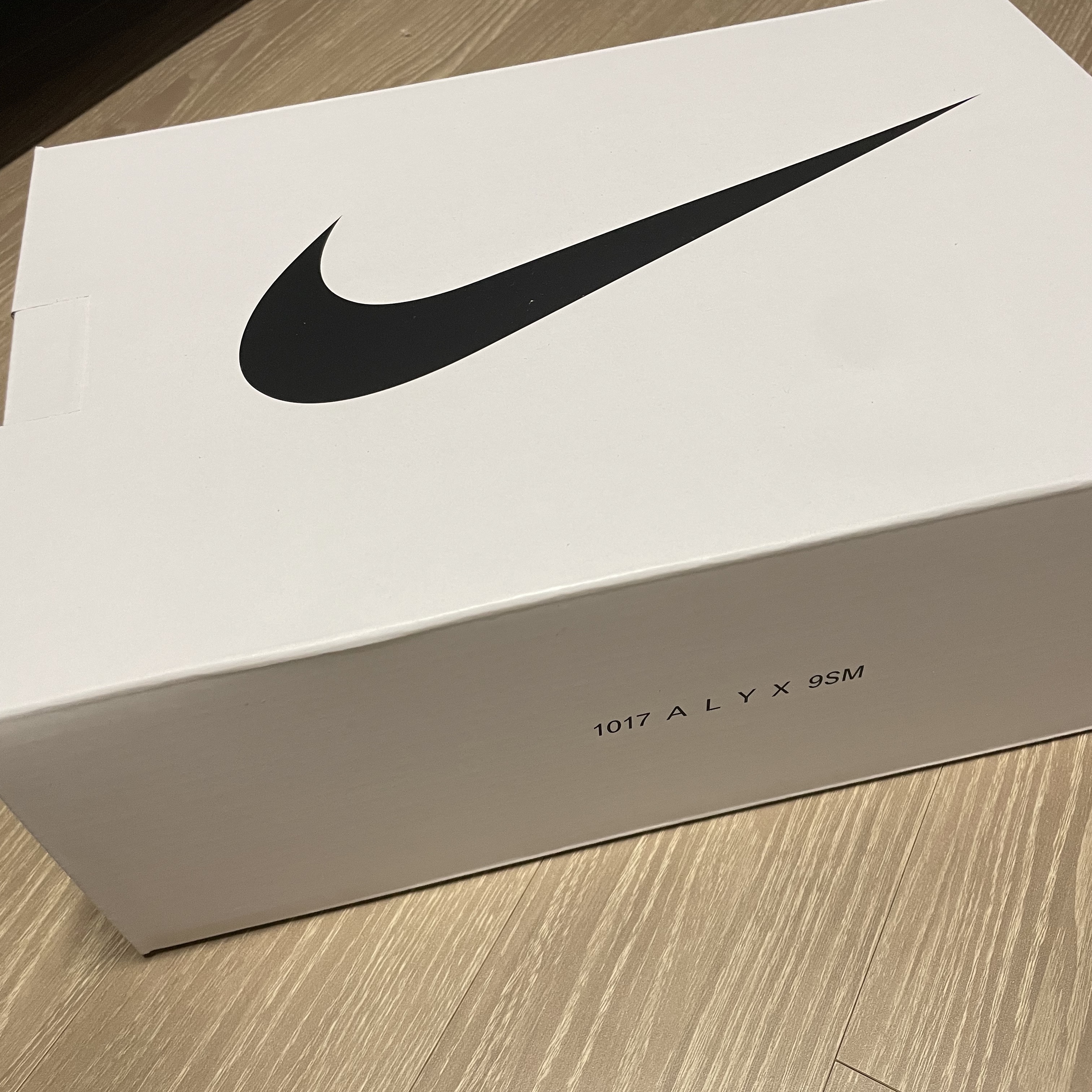 Nike x 1017 Alyx 9SM Air Force 1 Low SP White 착용 스타일 - 5