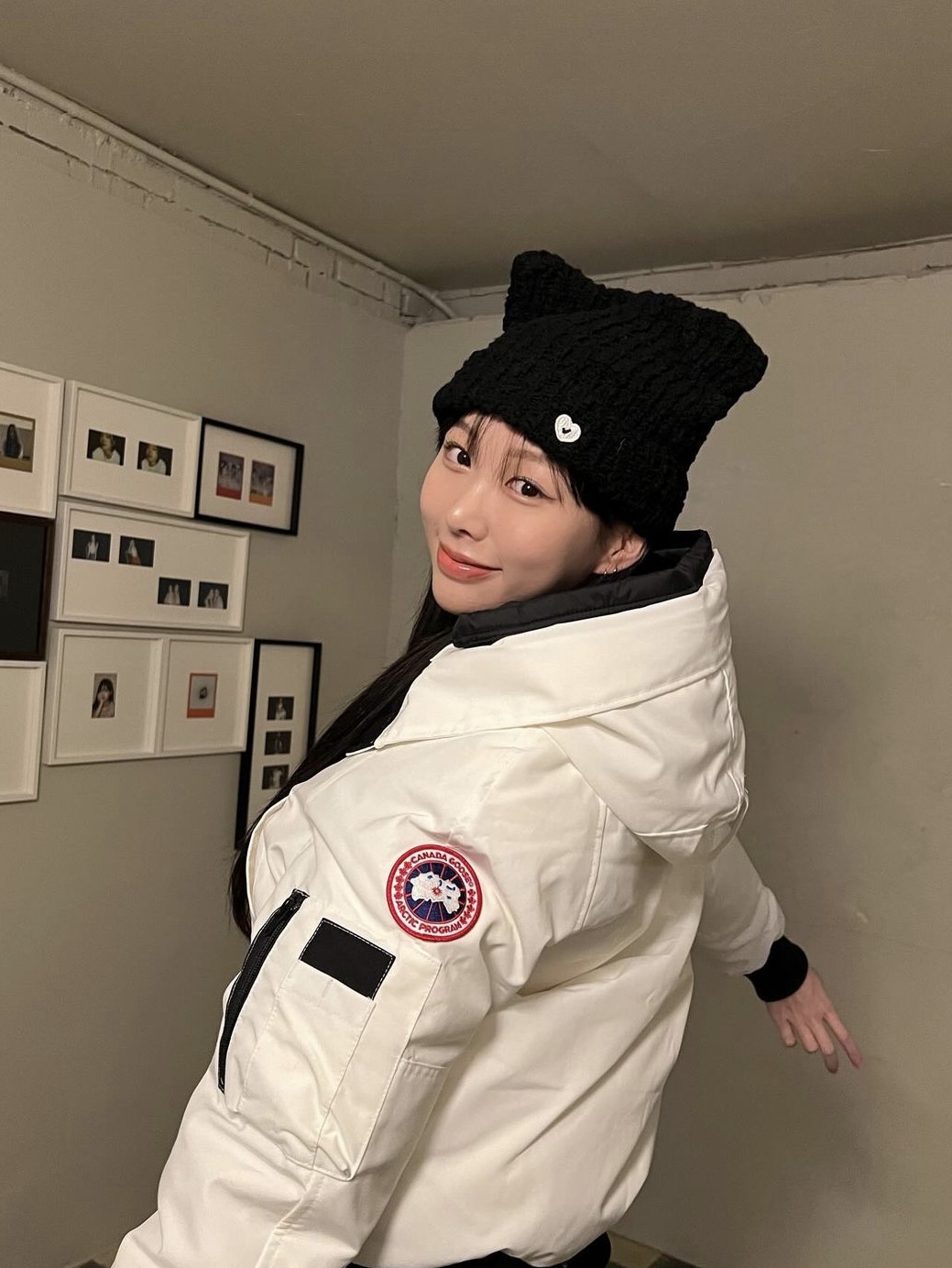 (W) Canada Goose Chilliwack Bomber Heritage North Star White 착용 스타일 - 3