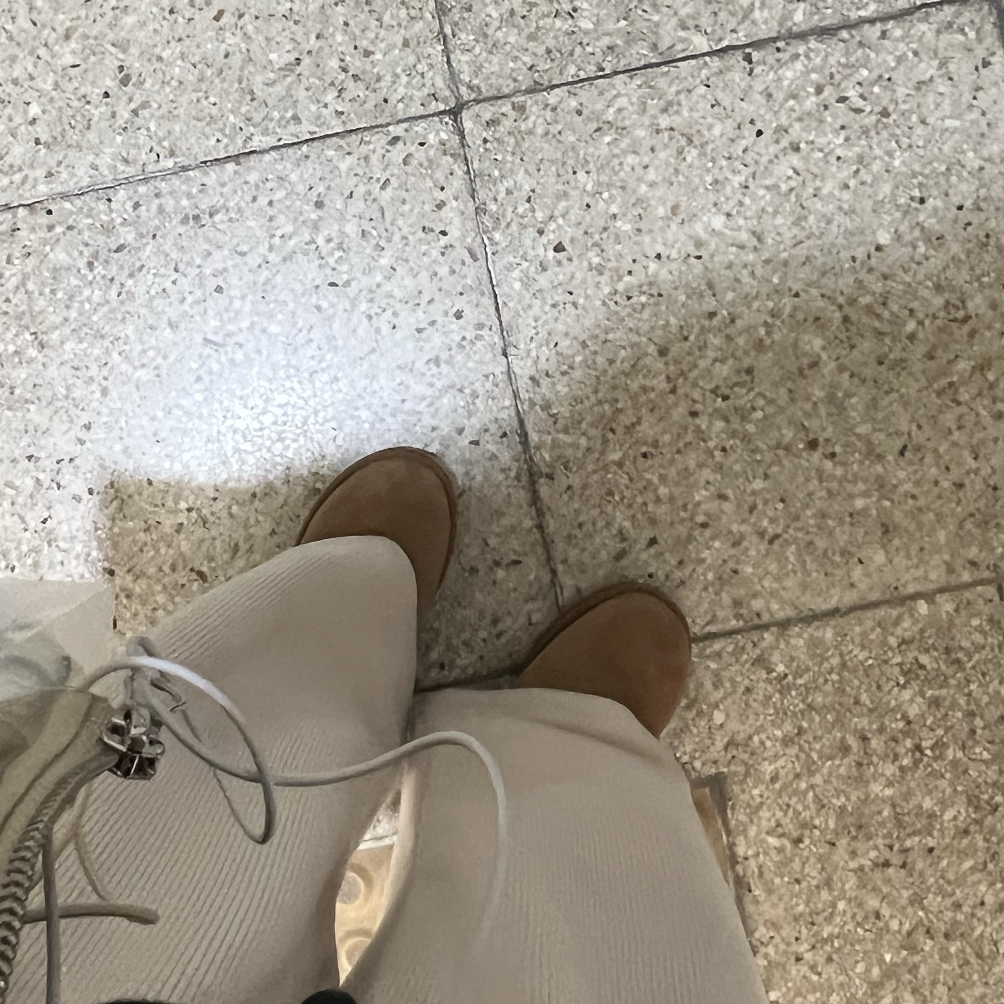 (W) UGG Classic Mini II Boots Chestnut 착용 스타일