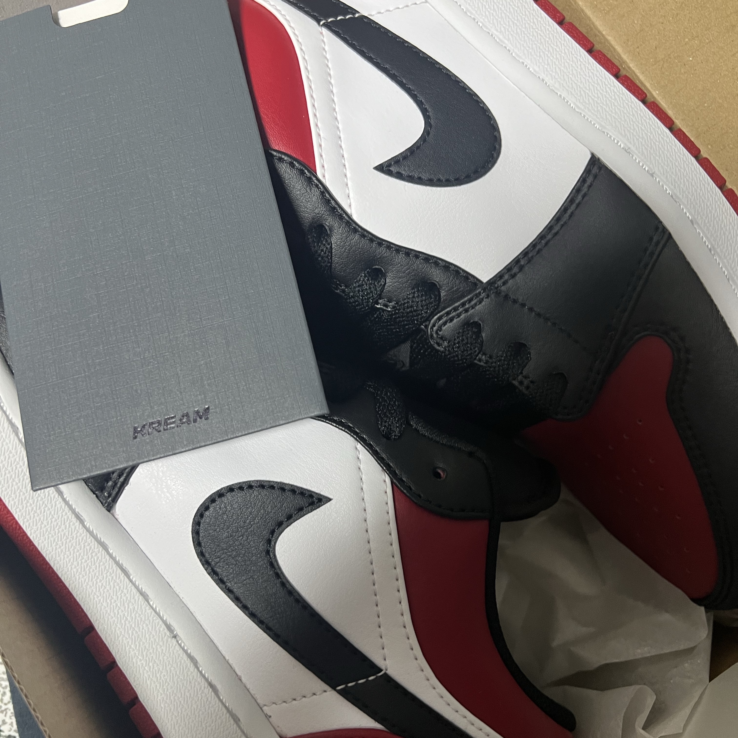 Jordan 1 Low Bred Toe 착용 스타일 - 1