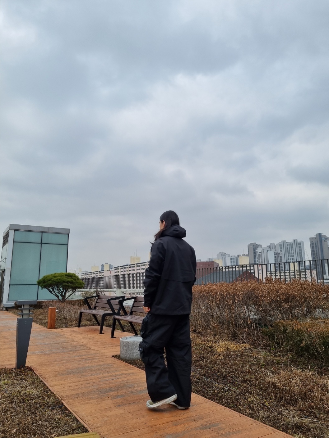 HRTM H114 Hexagon Poket 3L Jacket Black, HRTM M103  Zip-Off 3L Pants Black 착용 스타일 - 3