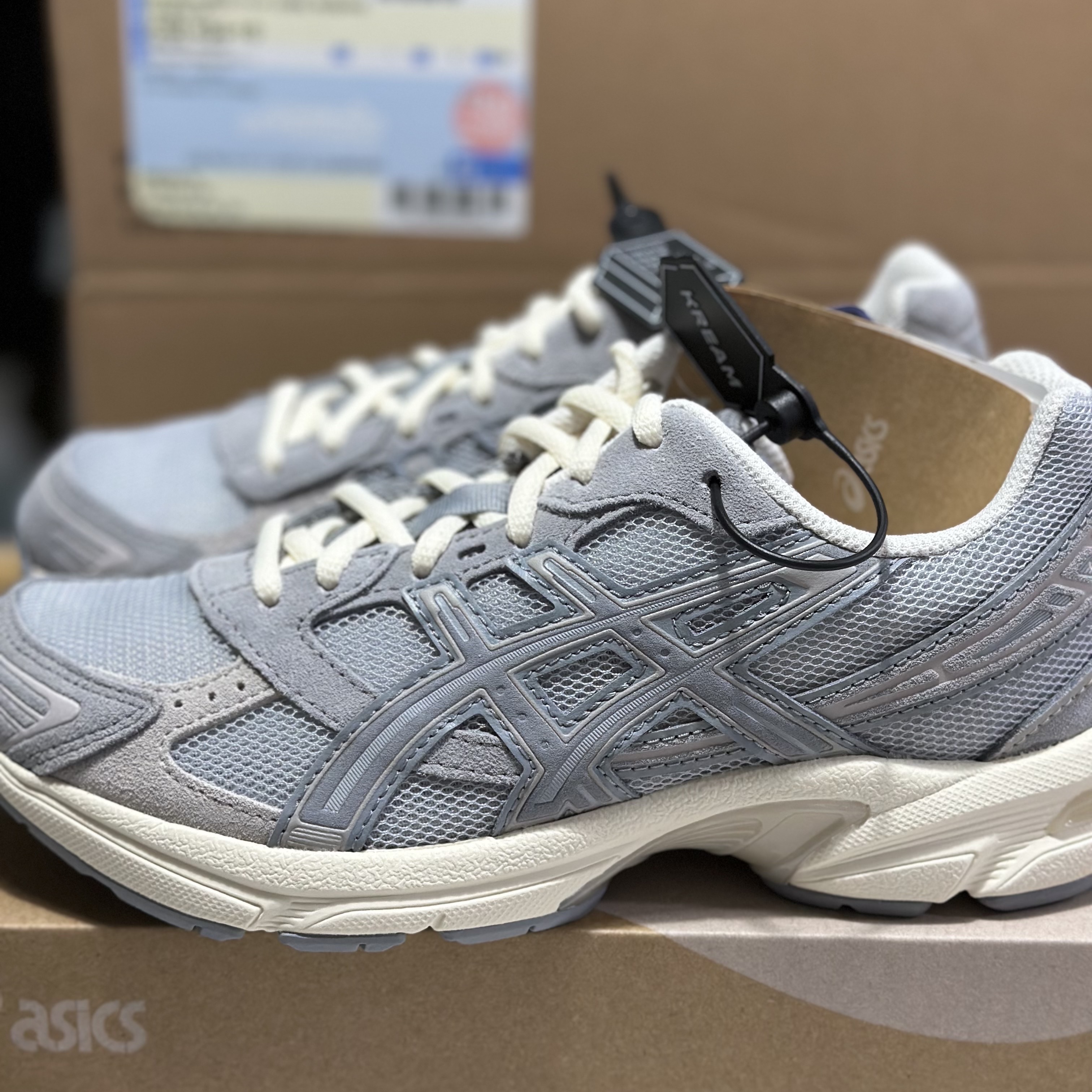 Asics Gel-1130 Piedmont Grey 착용 스타일 - 1