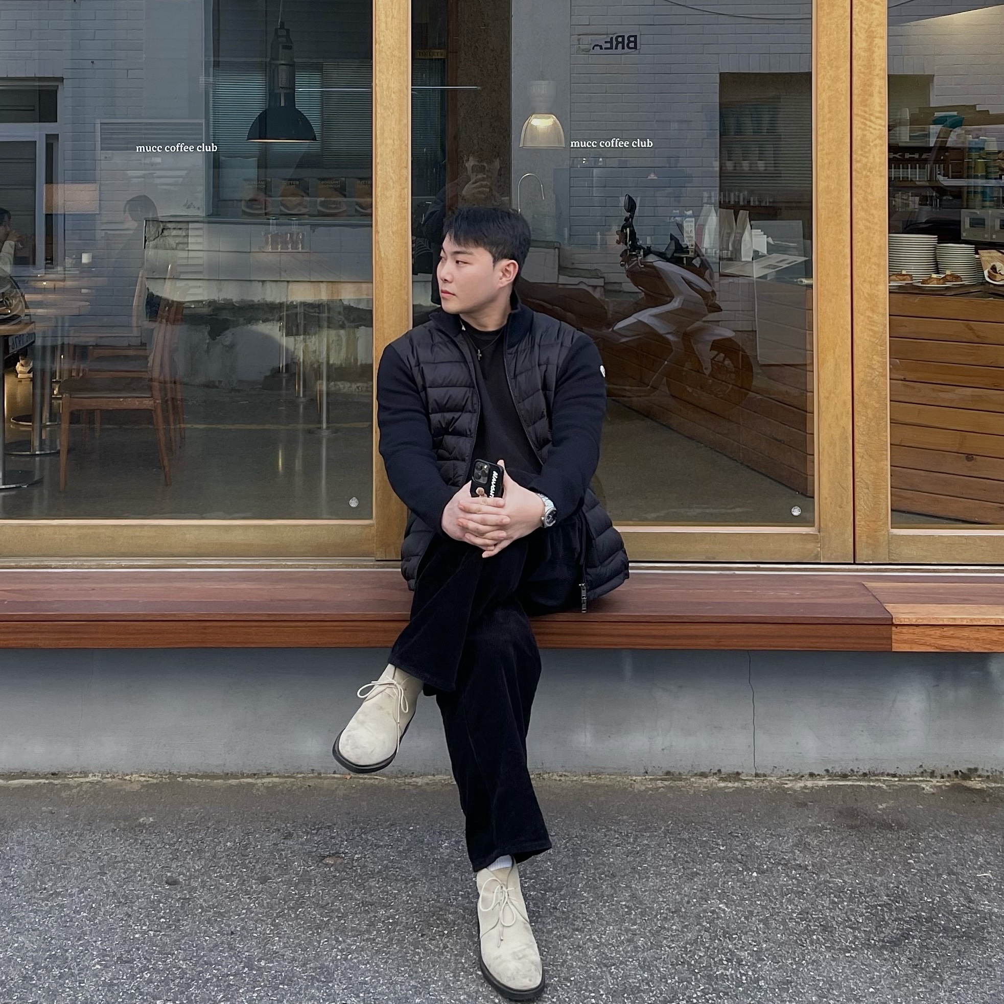 Moncler Padded Wool Cardigan Black - 23FW 착용 스타일
