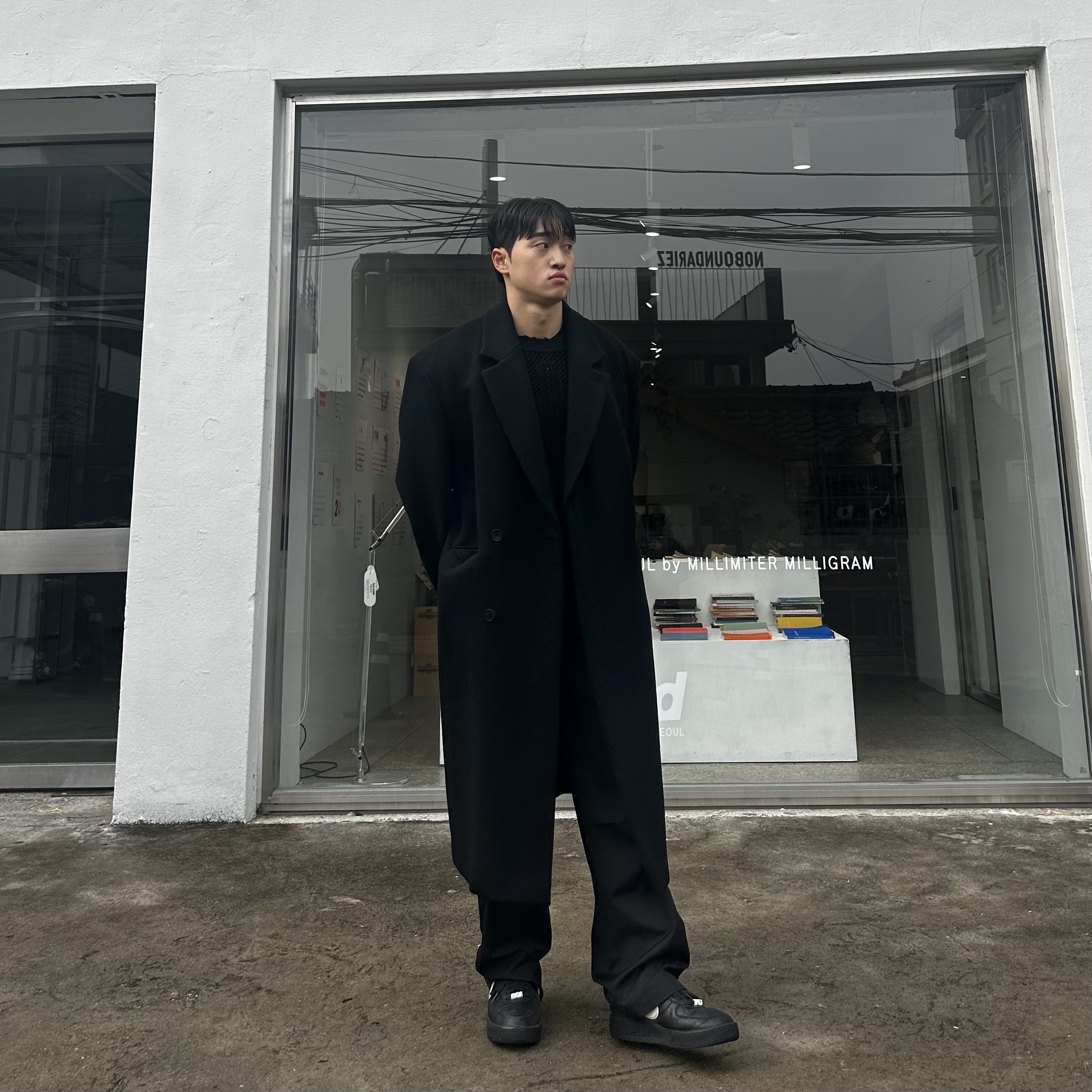 Nike x Ambush Air Force 1 Low SP Black 착용 스타일 - 3