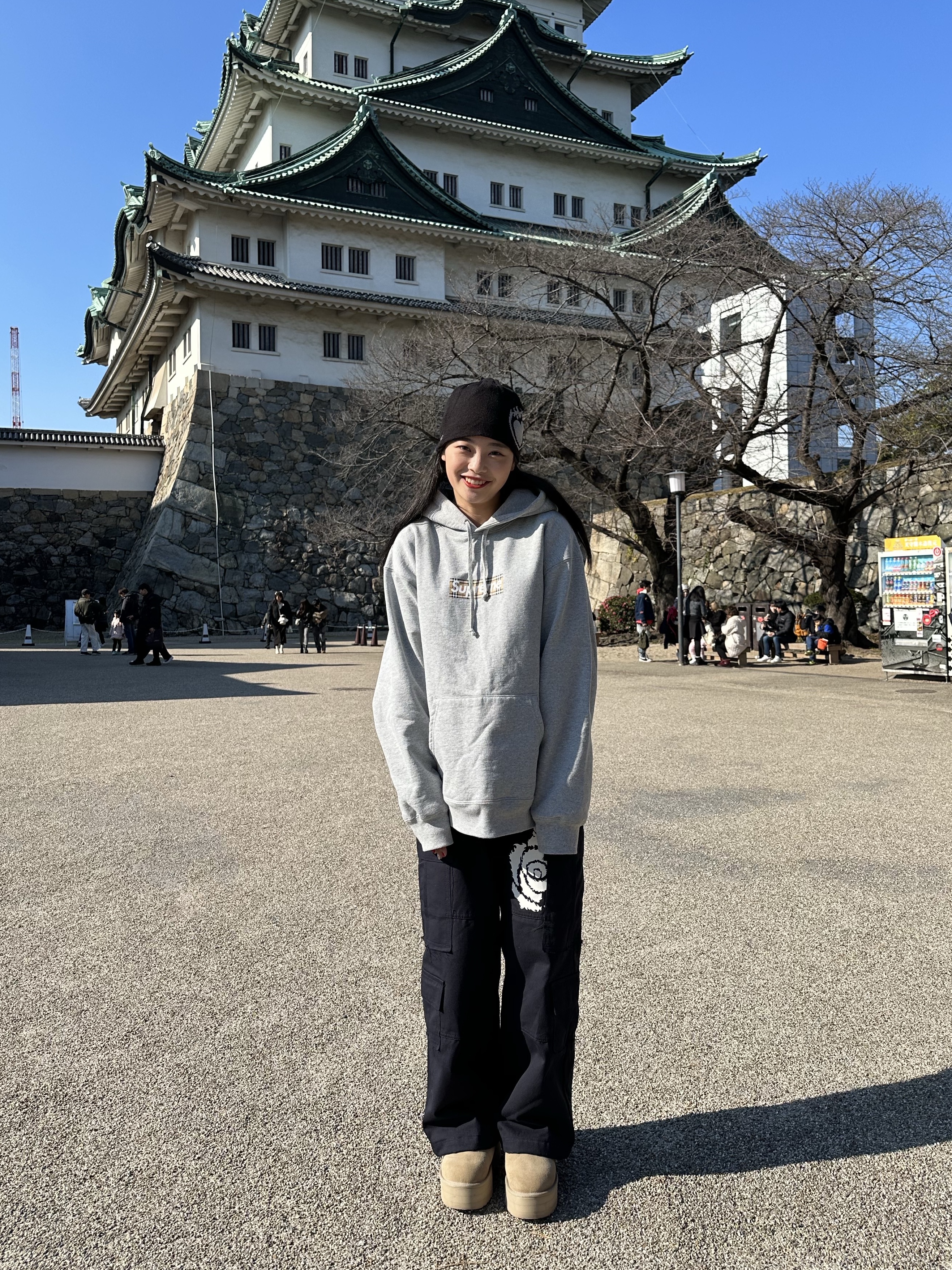 (W) UGG Classic Ultra Mini Platform Mustard Seed, Supreme x Burberry Box Logo Hooded Sweatshirt Heather Grey - 22SS 착용 스타일 - 10