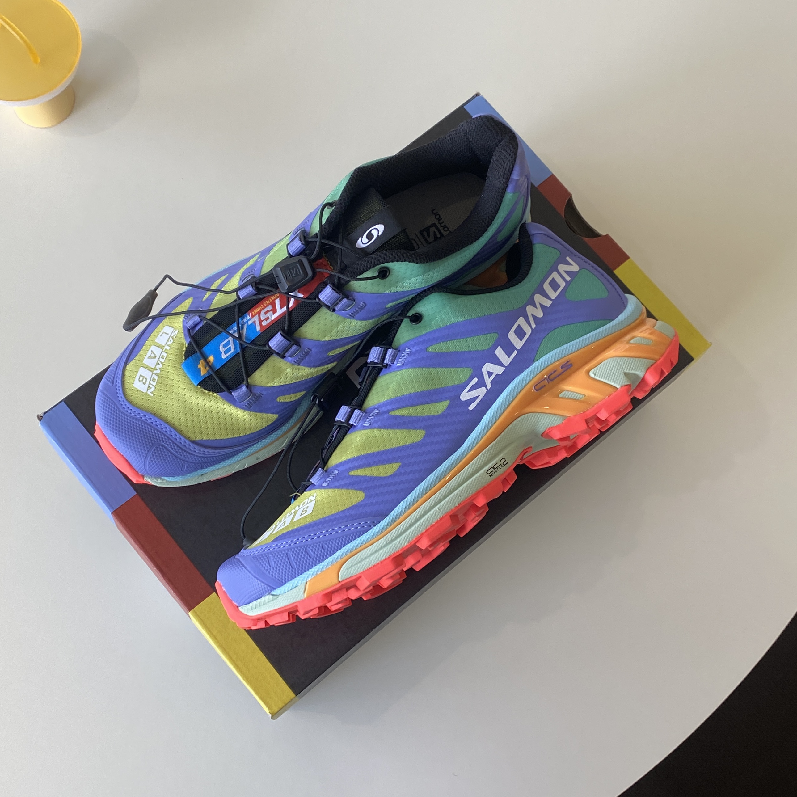 Salomon XT-4 Evening Primrose Mint Leaf 착용 스타일 - 2