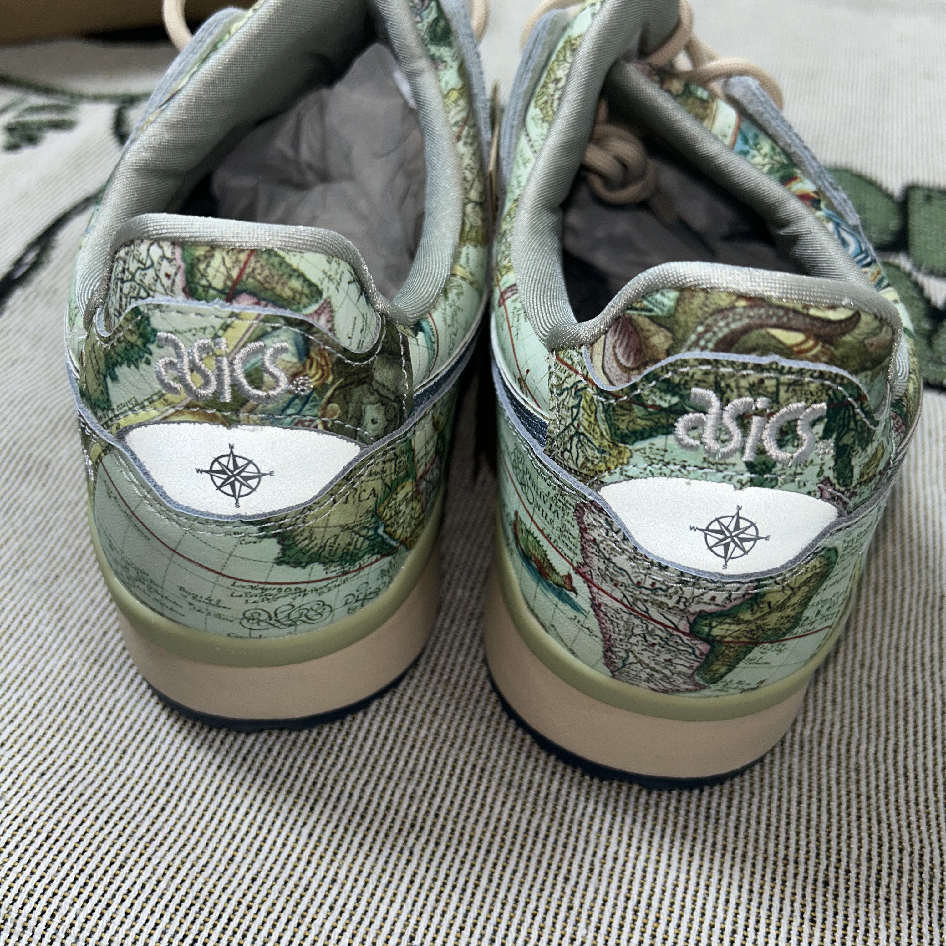 Asics x Atmos Gel-Lyte III Ice Green Midnight Blue 착용 스타일 - 8