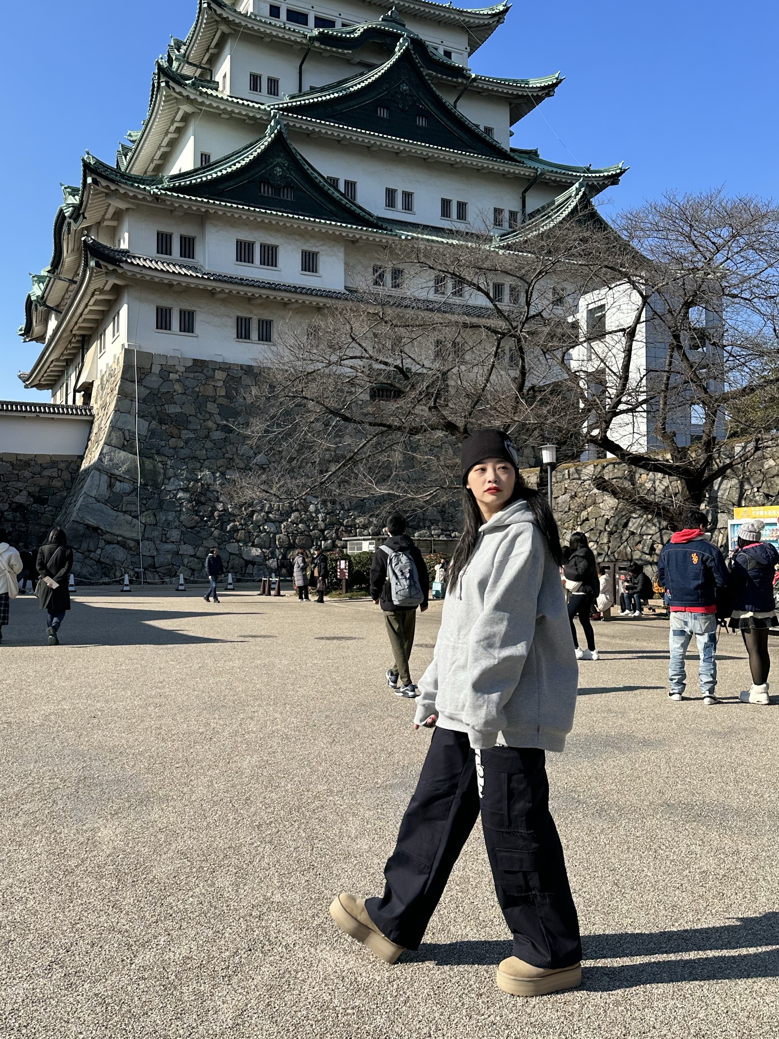 (W) UGG Classic Ultra Mini Platform Mustard Seed, Supreme x Burberry Box Logo Hooded Sweatshirt Heather Grey - 22SS 착용 스타일 - 9