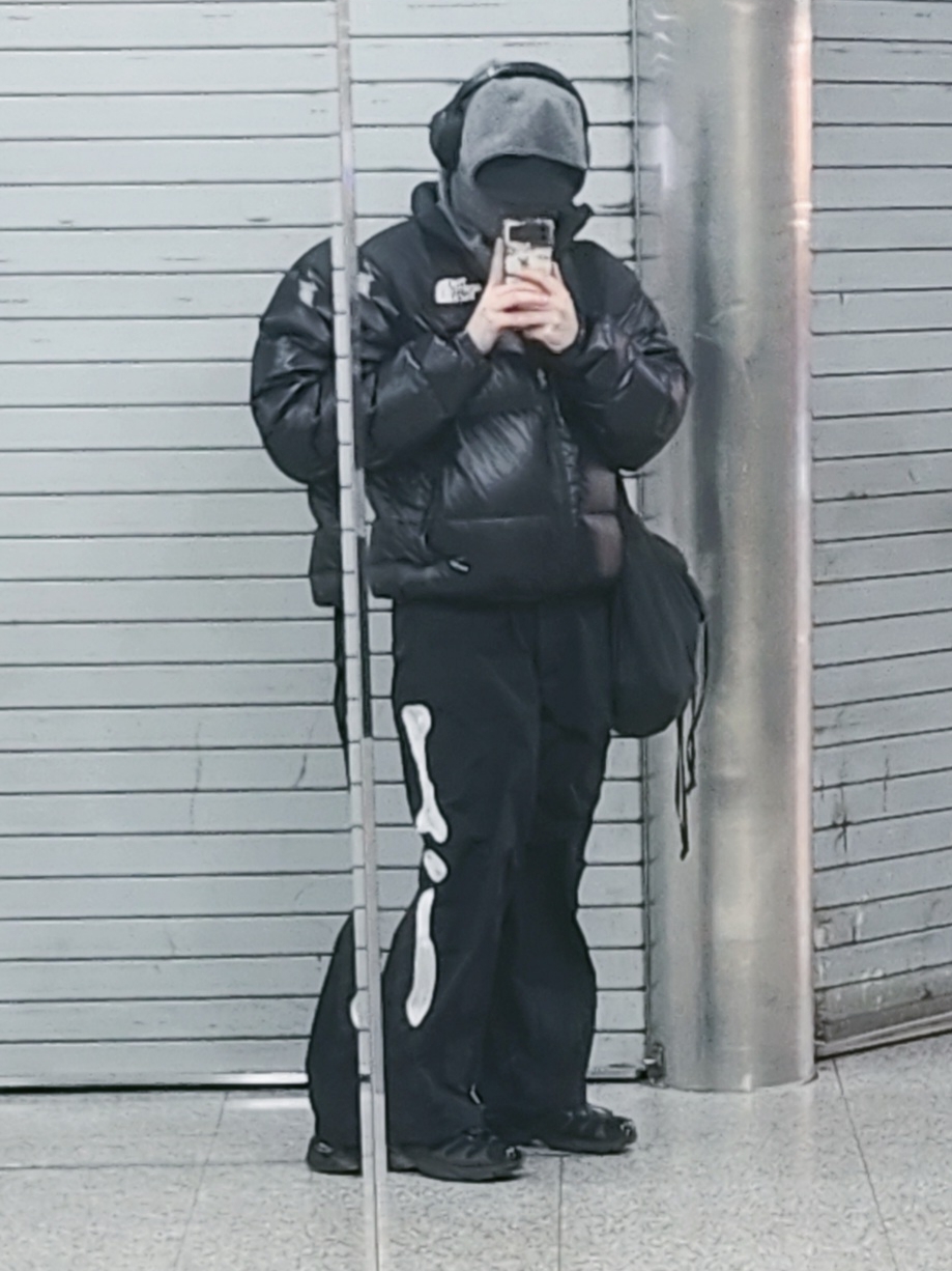 The North Face 1996 Eco Nuptse Jacket Real Black, Fila x Thug Club Replica 2002 Black 착용 스타일