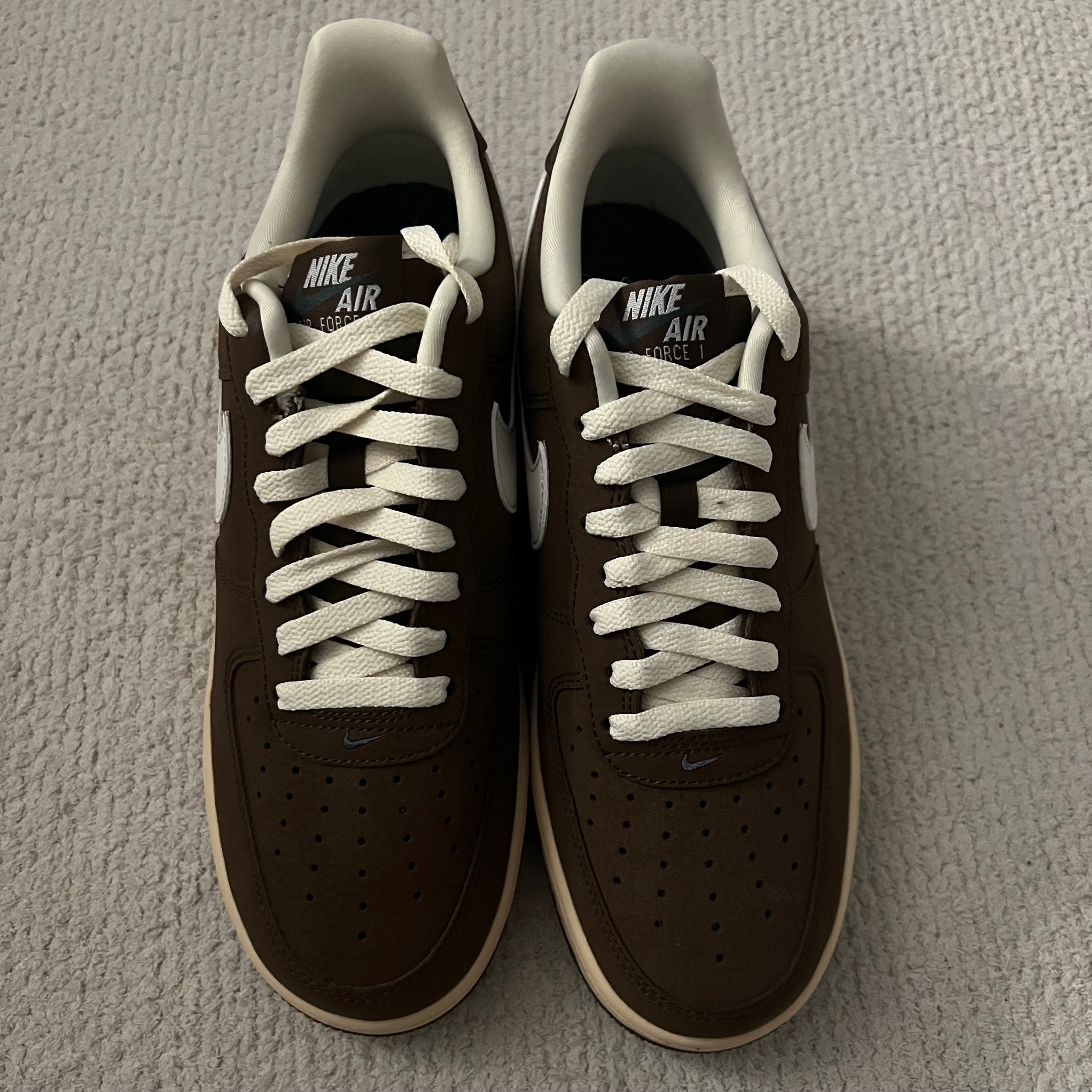 Nike Air Force 1 '07 Cacao Wow Coconut Milk 착용 스타일 - 5
