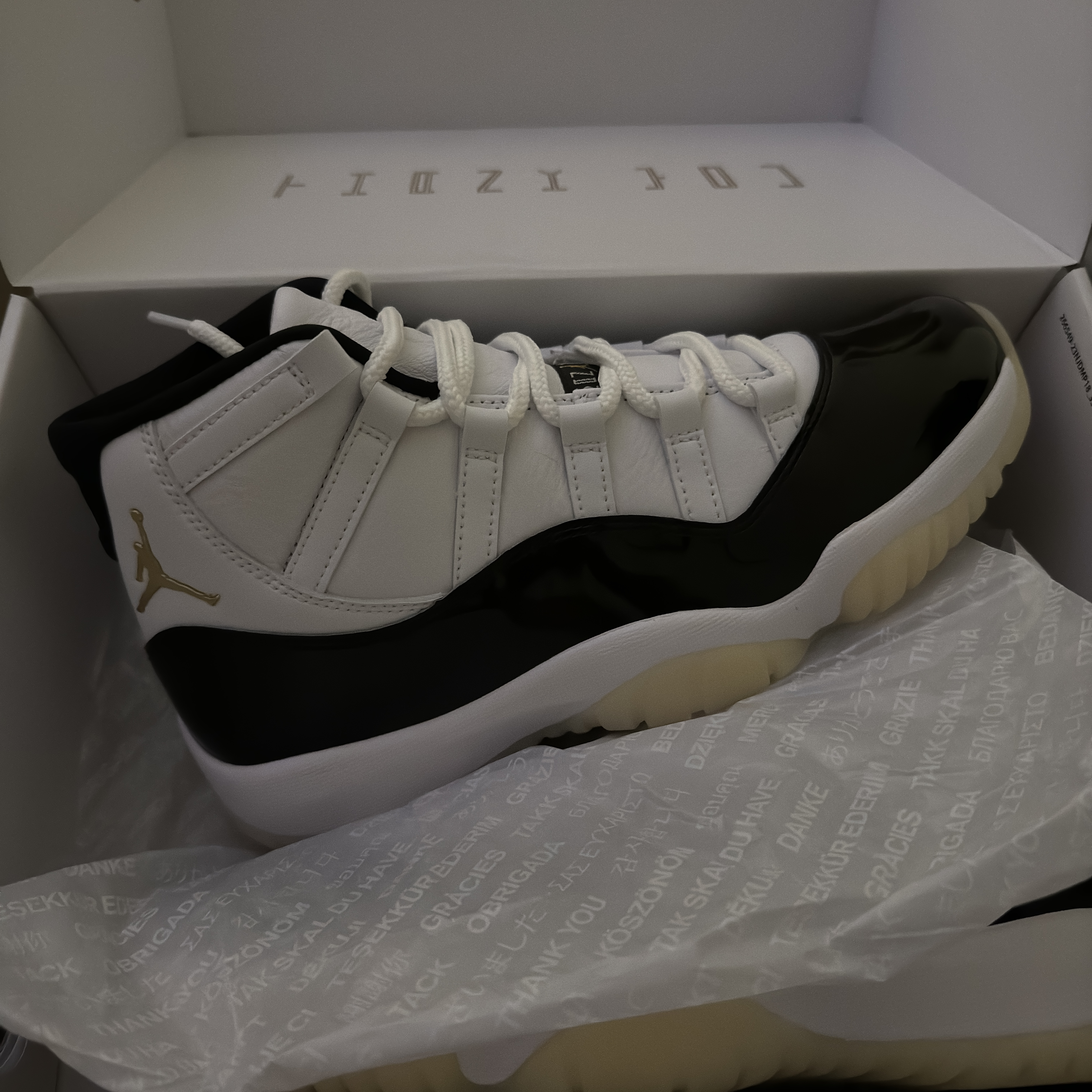 Jordan 11 Retro Gratitude 착용 스타일 - 2