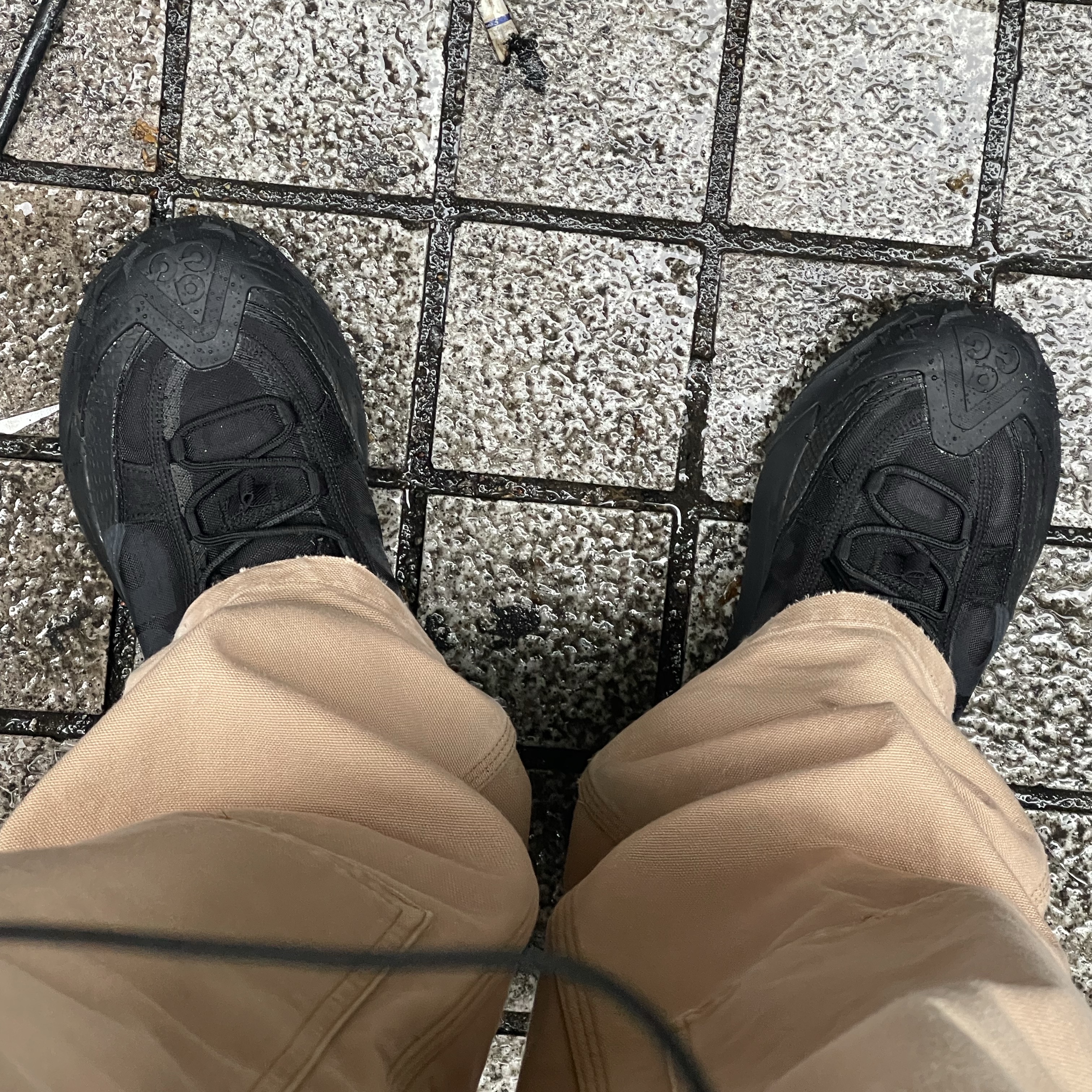 Nike ACG Mountain Fly 2 Low Black 착용 스타일