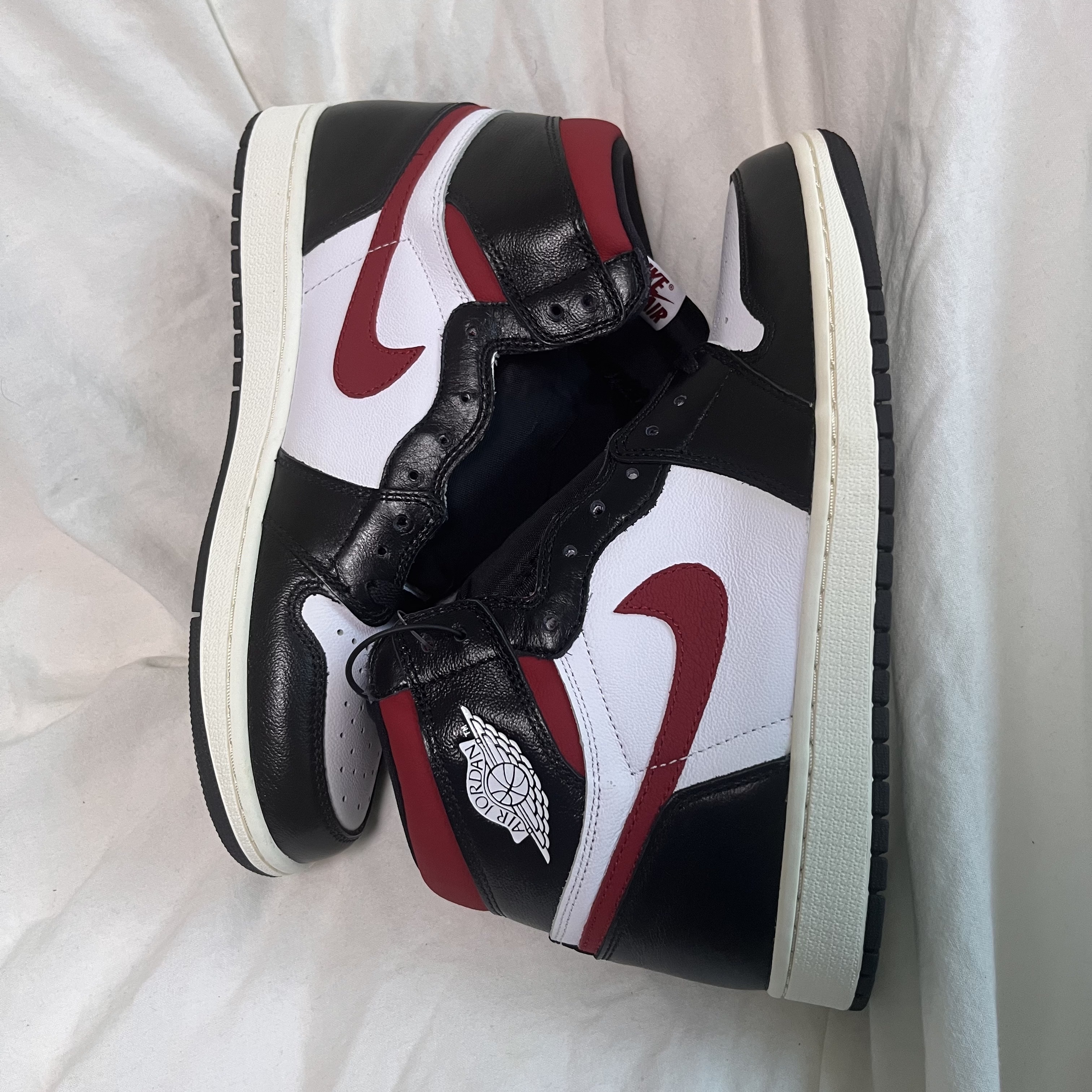 Jordan 1 Retro High OG Gym Red 착용 스타일
