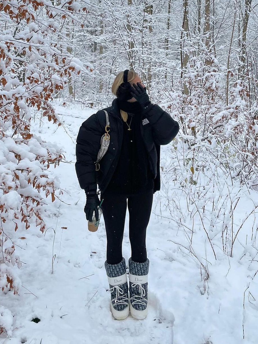 The North Face 1996 Eco Nuptse Jacket Real Black, The North Face 1996 Eco Nuptse Jacket Black 착용 스타일 - 4