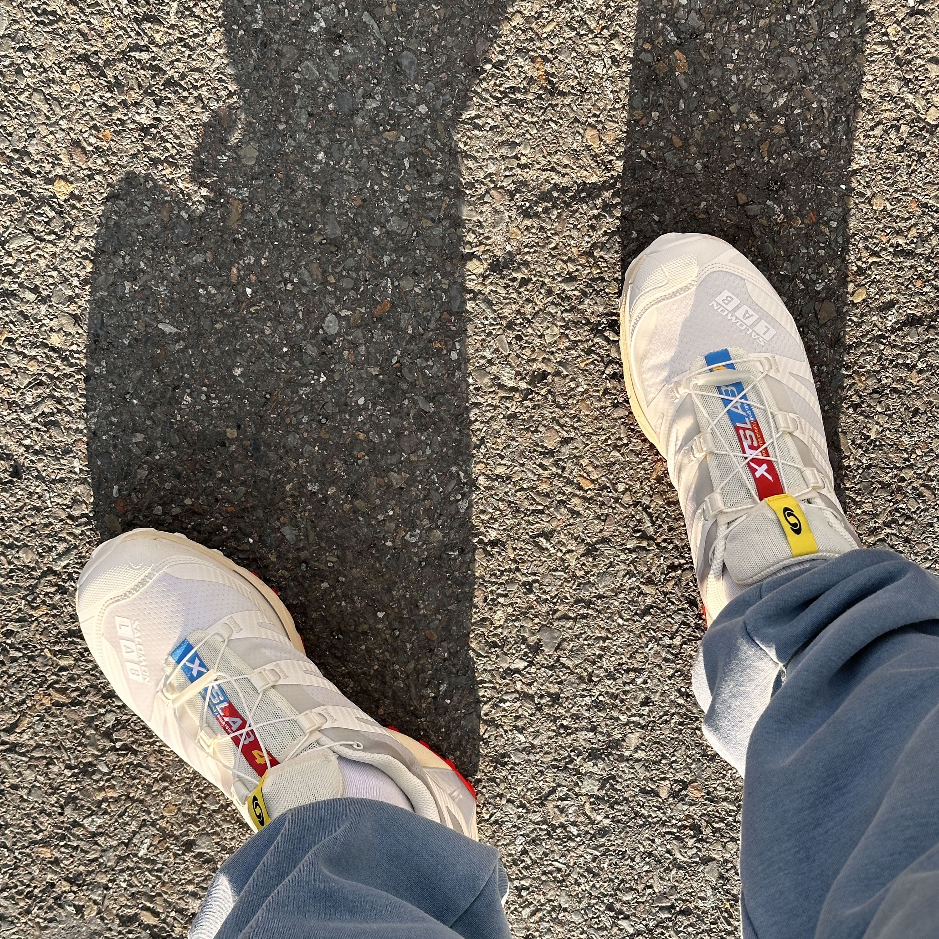 Salomon XT-4 Vanilla Ice 착용 스타일 - 3
