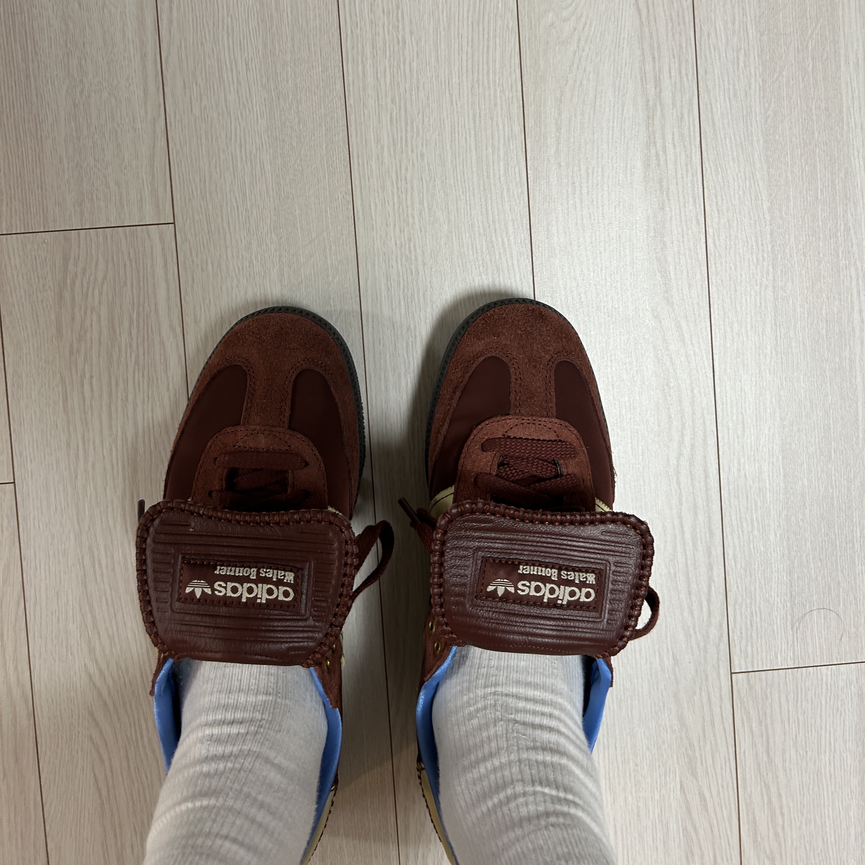 Adidas x Wales Bonner Nylon Samba Fox Brown Sandy Beige 착용 스타일 - 2