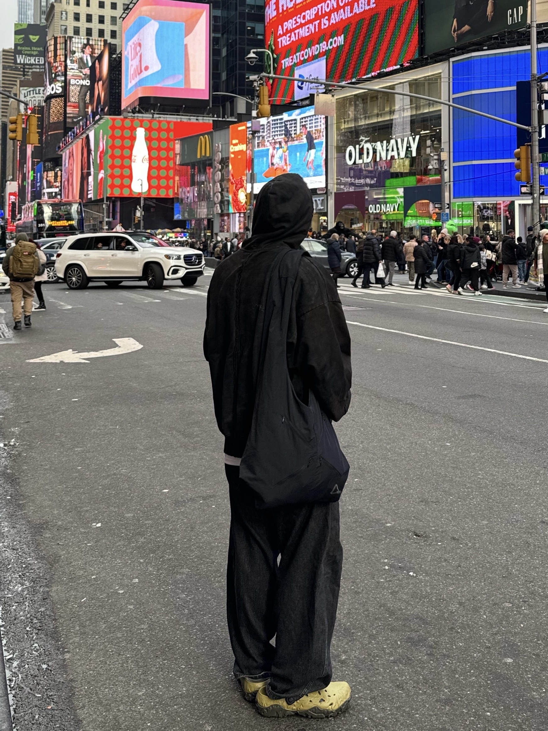 Undermycar Soundwave Dirty Coated Hood Zip-Up Black Oil - 23SS, Roa Hiking Shoulder Bag Black 착용 스타일 - 2