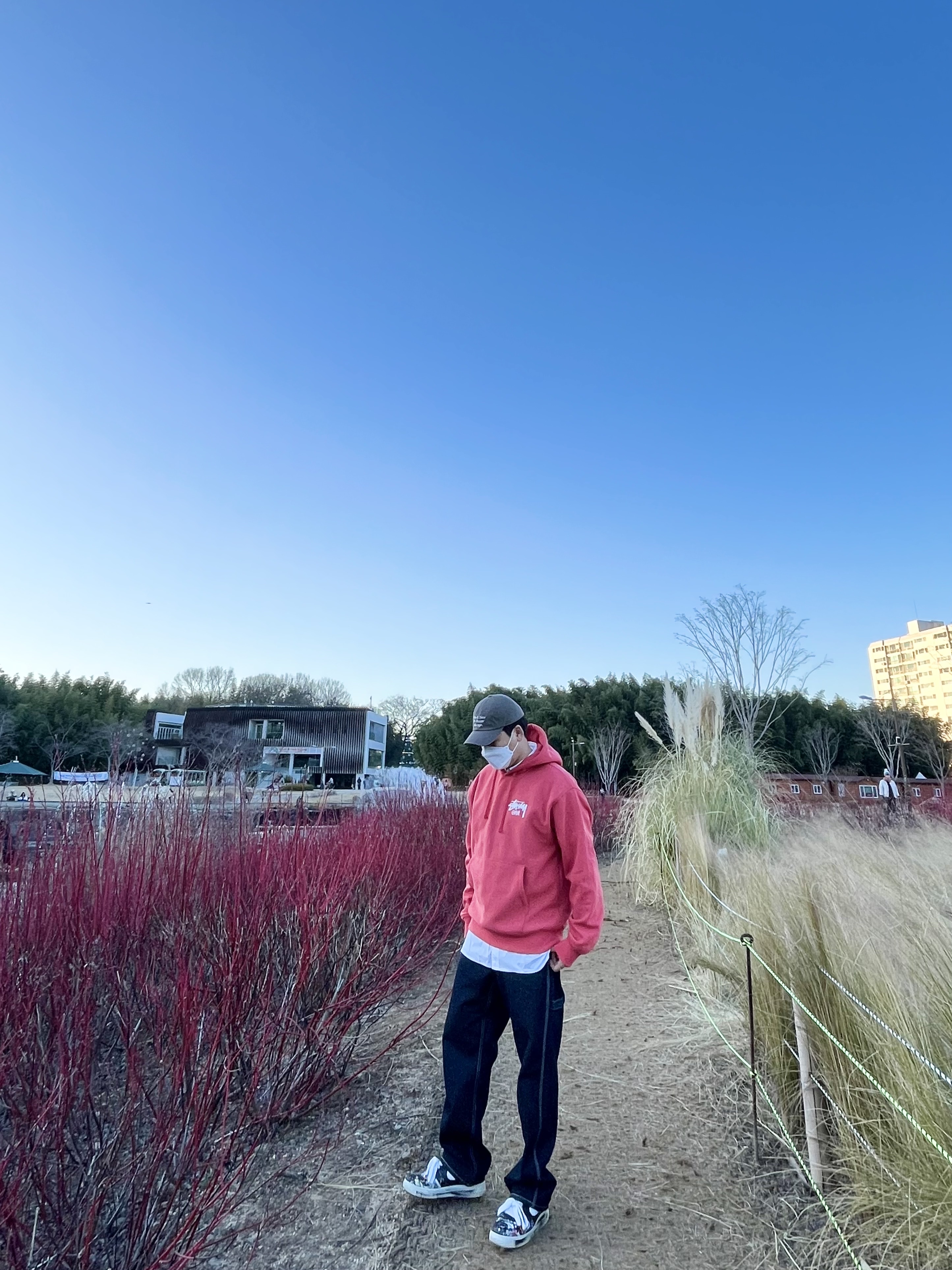 Nike x Peaceminusone Air Force 1 Low Para-Noise 착용 스타일