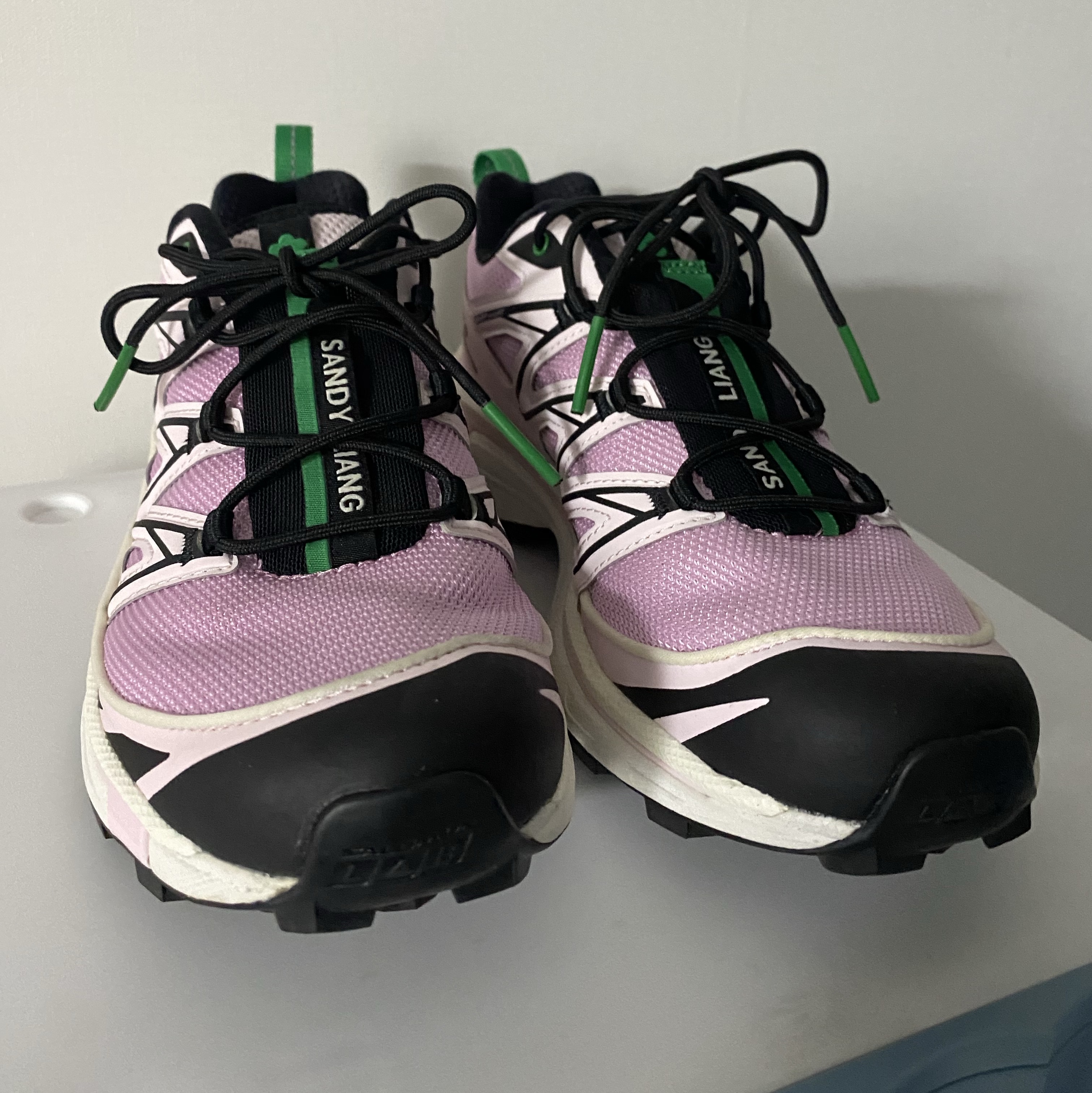Salomon x Sandy Liang XT-6 Expanse Cradle Pink 착용 스타일 - 1