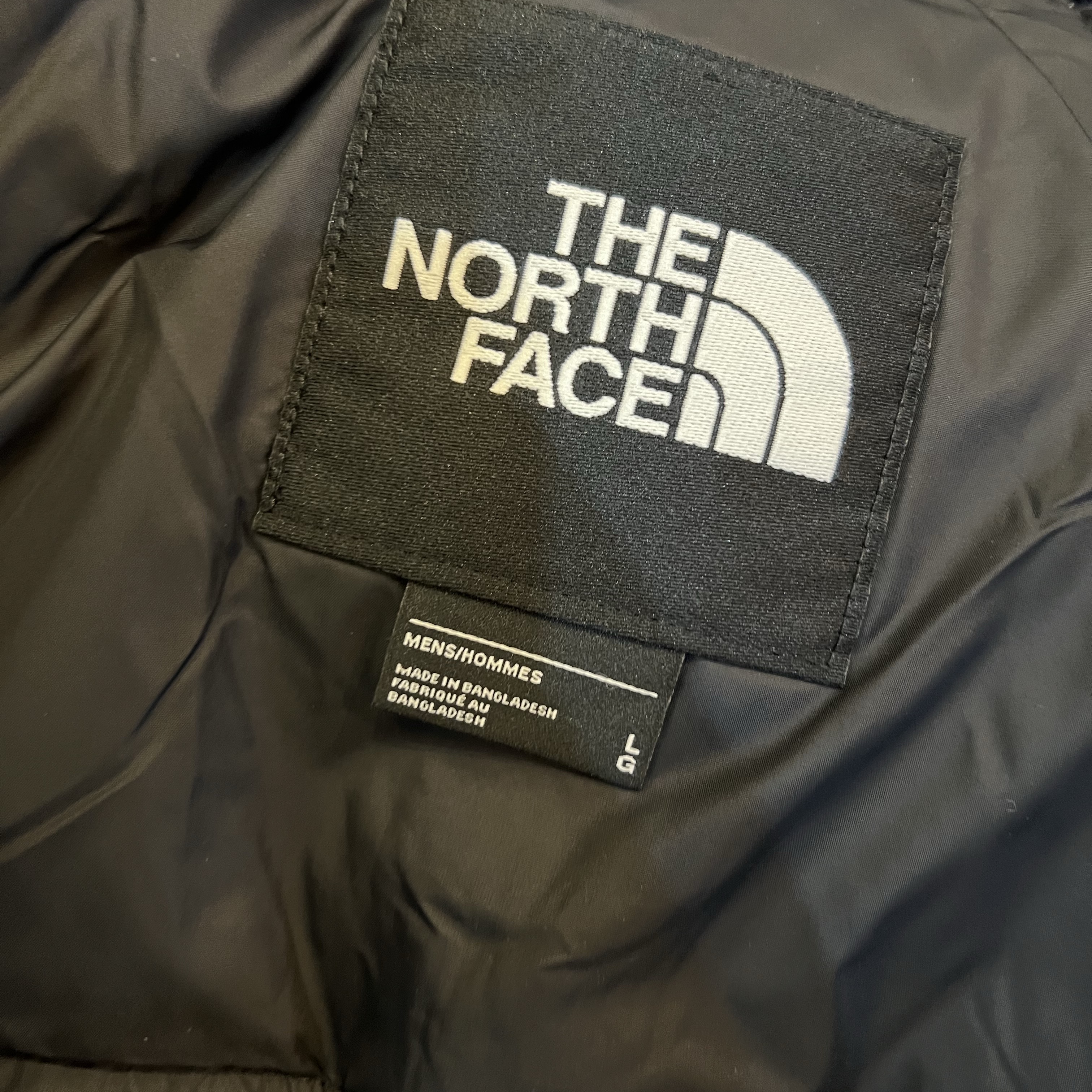 The North Face 1996 Retro Nuptse Down Jacket TNF Black 착용 스타일 - 1