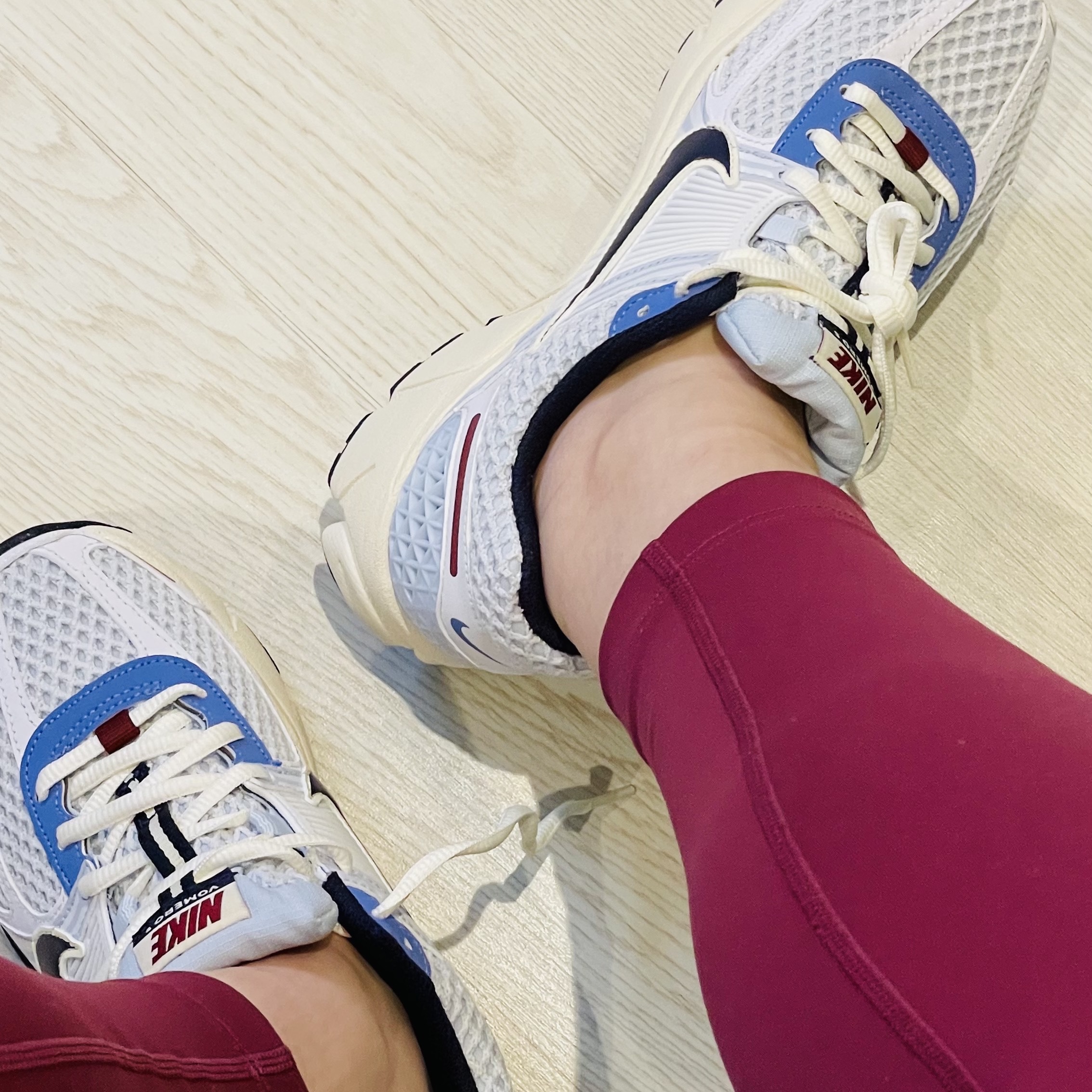 (W) Nike Zoom Vomero 5 Blue Tint Purple Ink 착용 스타일 - 2