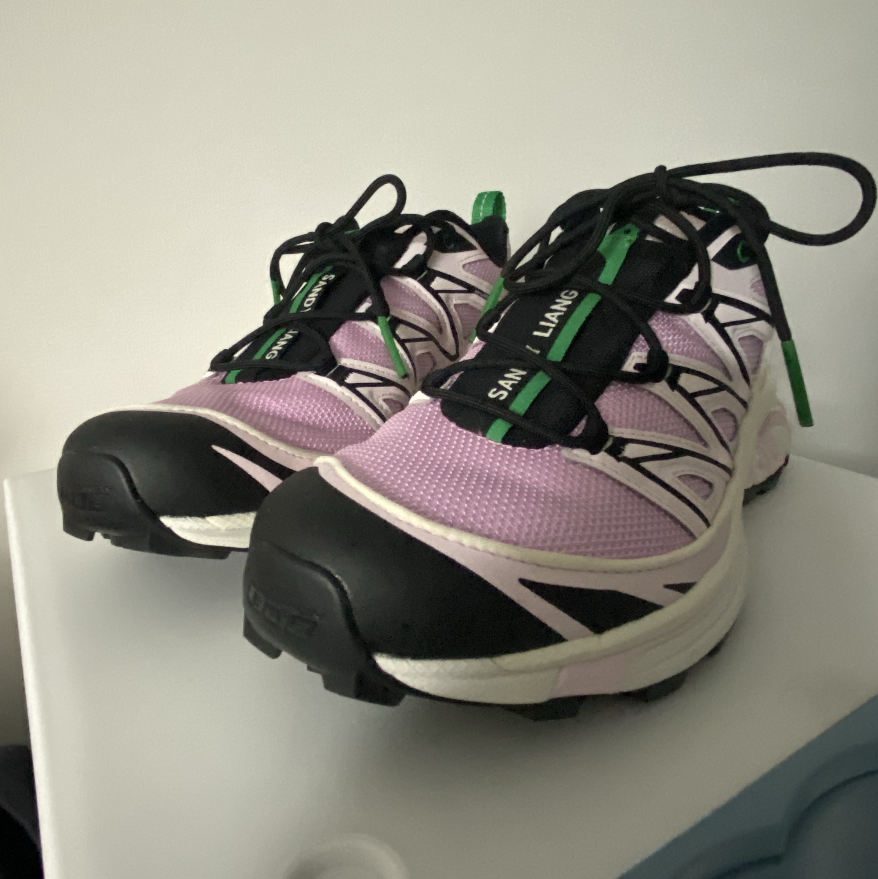 Salomon x Sandy Liang XT-6 Expanse Cradle Pink 착용 스타일 - 2