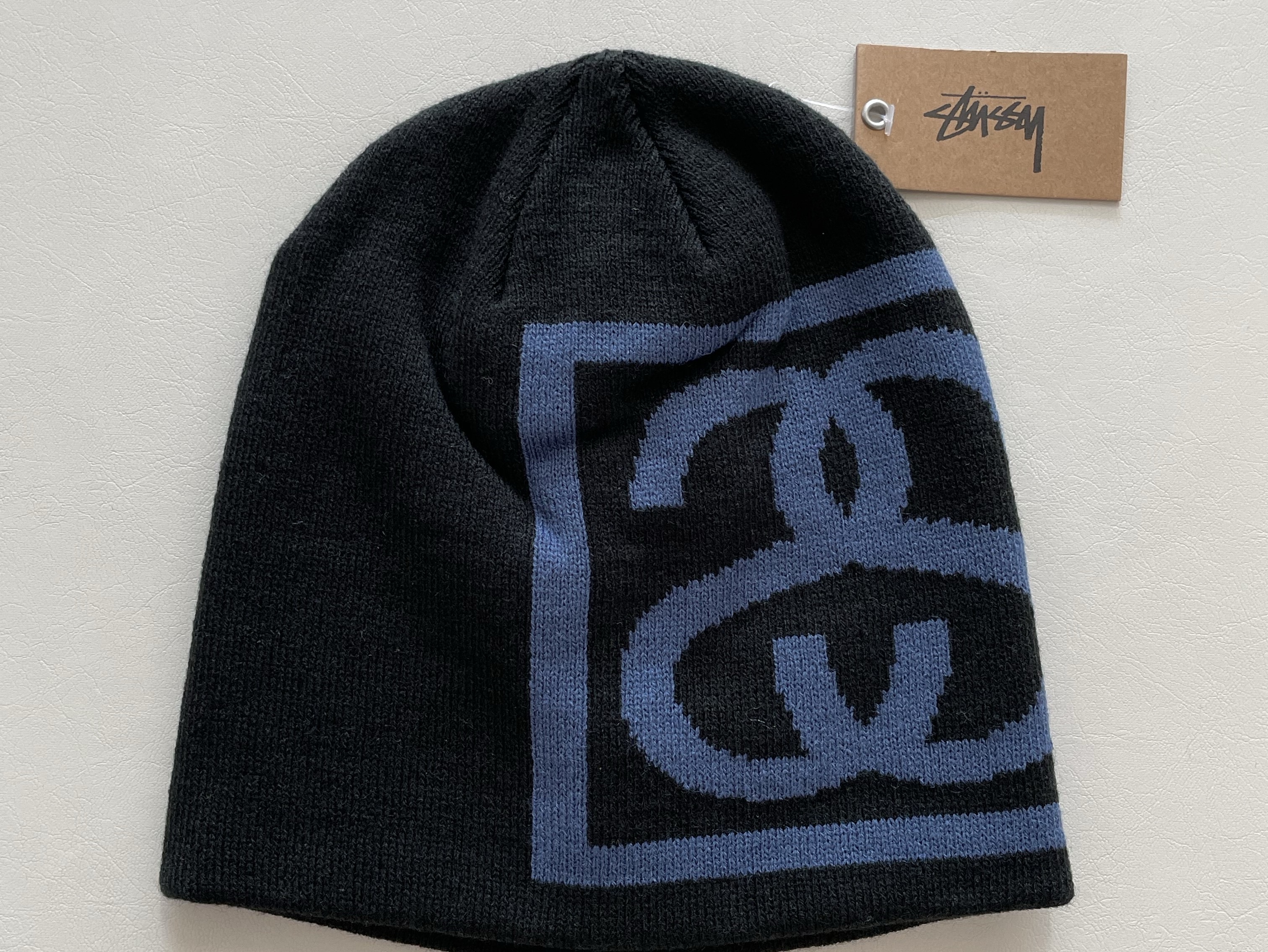 Stussy SS Link Skull Cap Black 착용 스타일 - 1