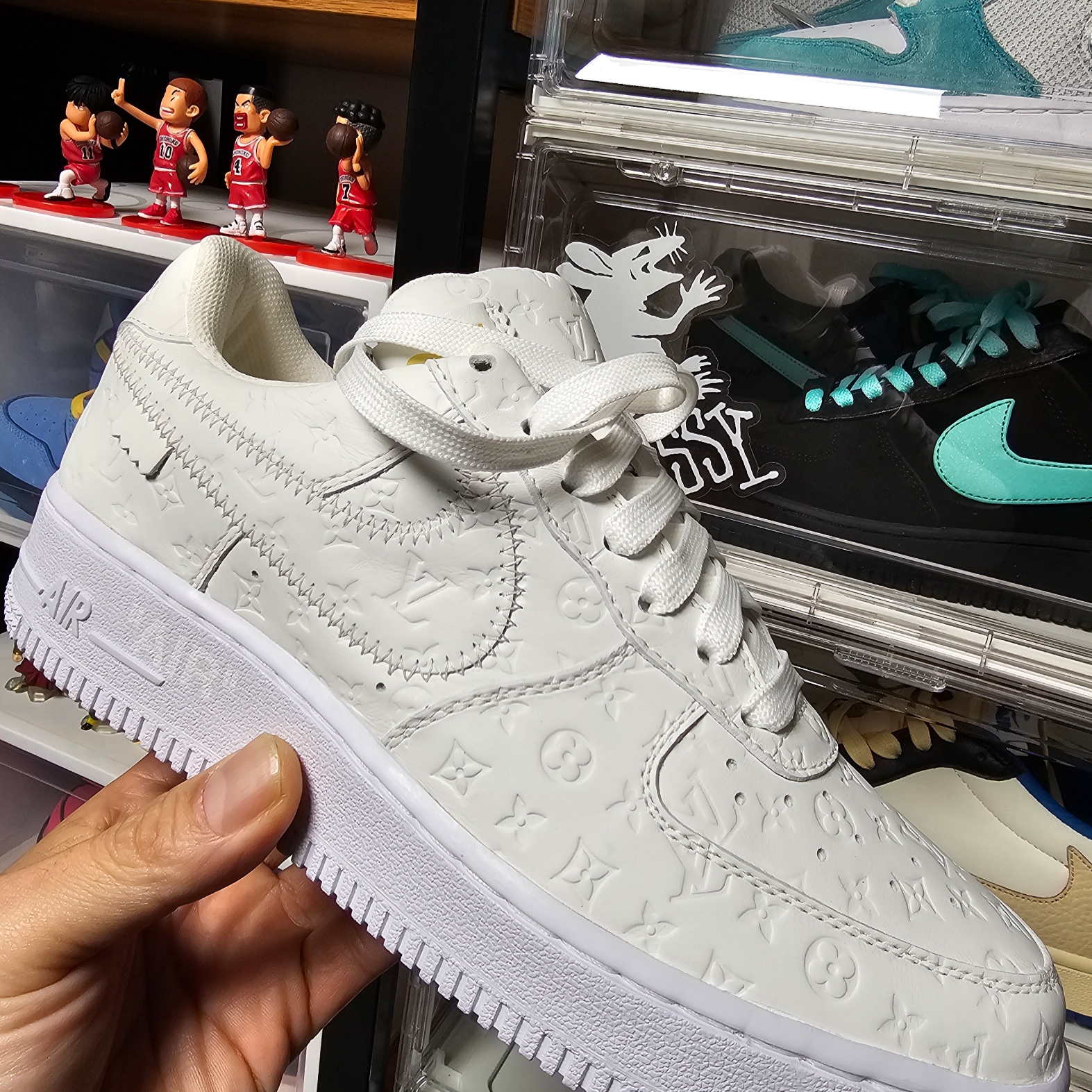 Louis Vuitton x Nike Air Force 1 Low by Virgil Abloh White 착용 스타일 - 1