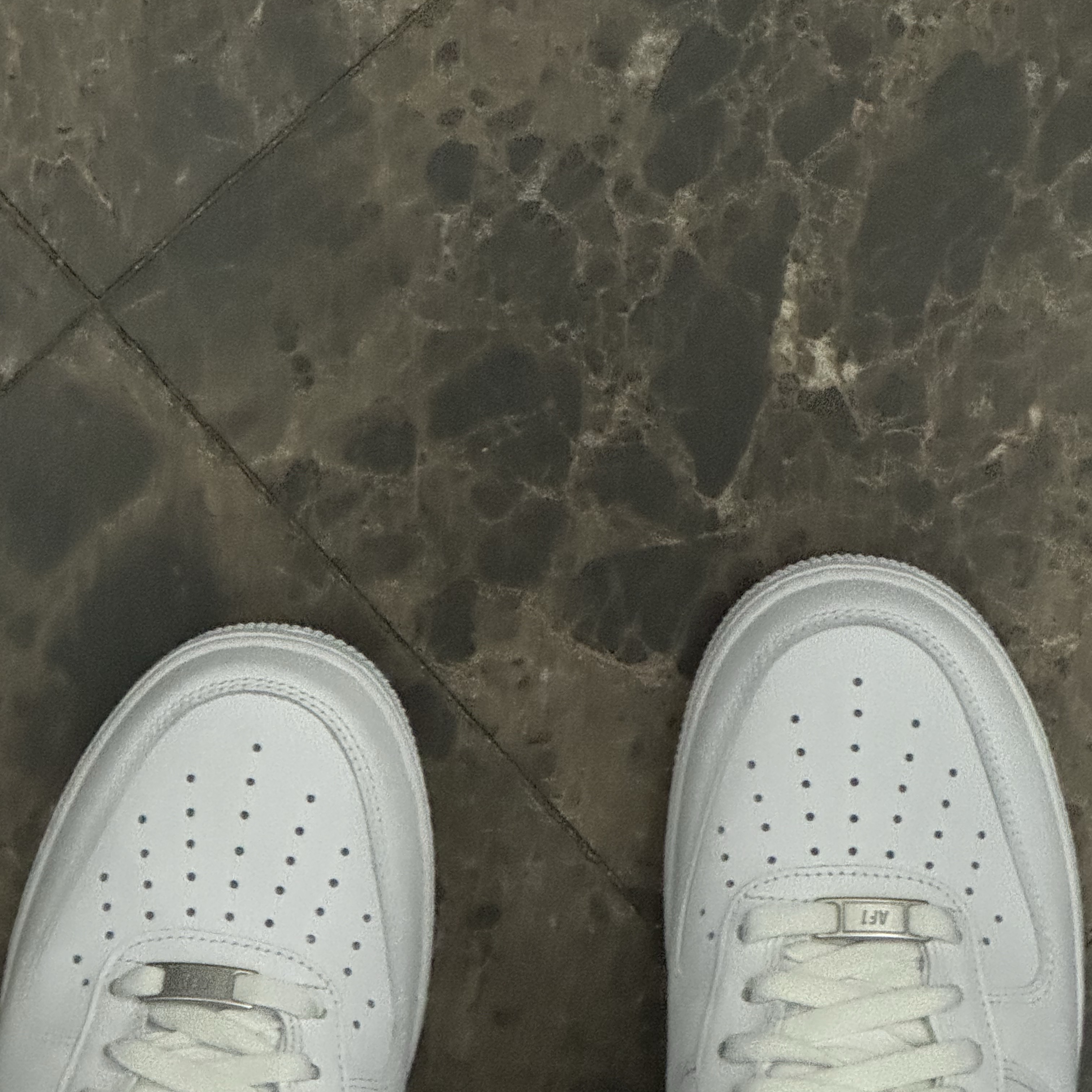 Nike Air Force 1 '07 Low White 착용 스타일