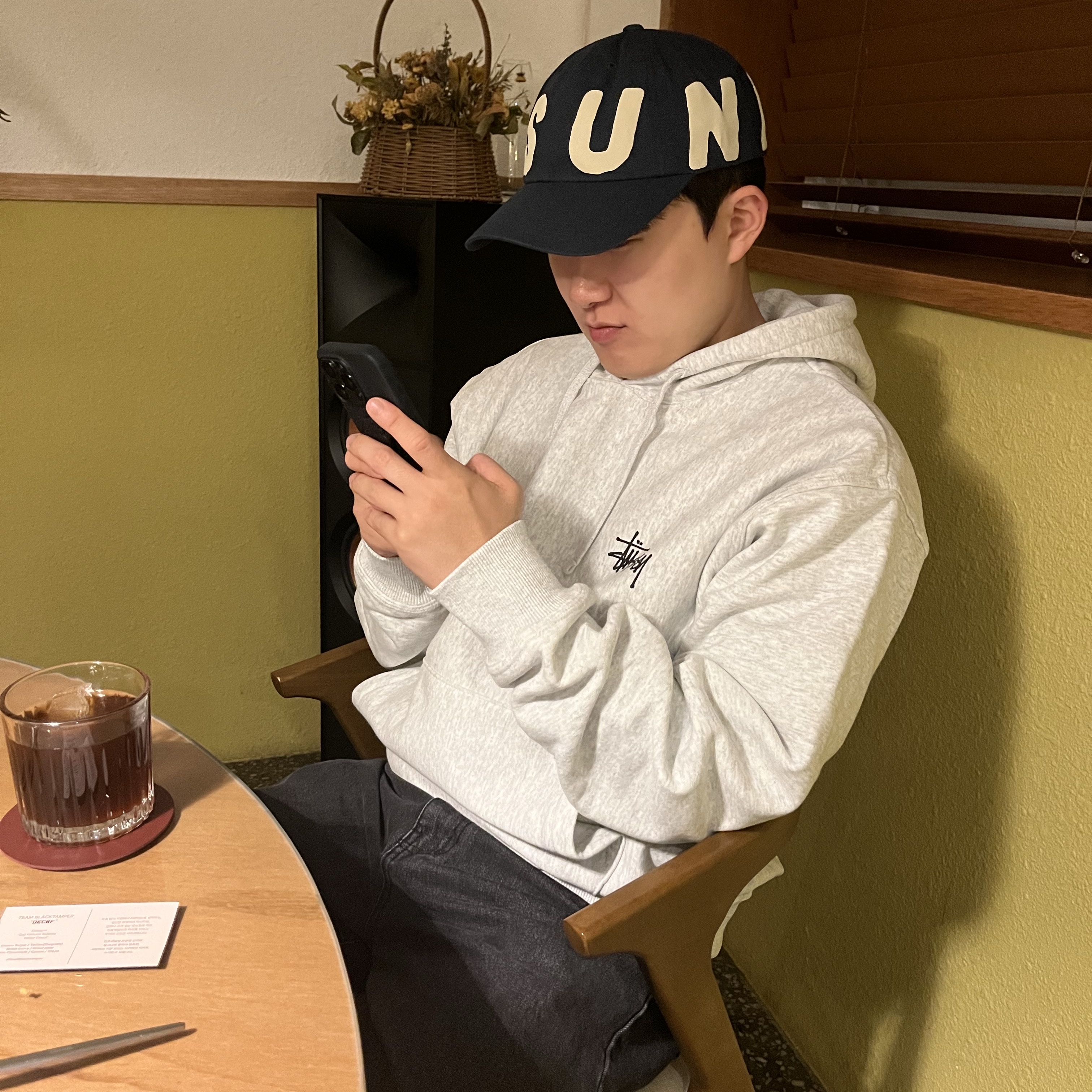 Stussy Basic Stussy Hoodie Ash Heather 2023 착용 스타일
