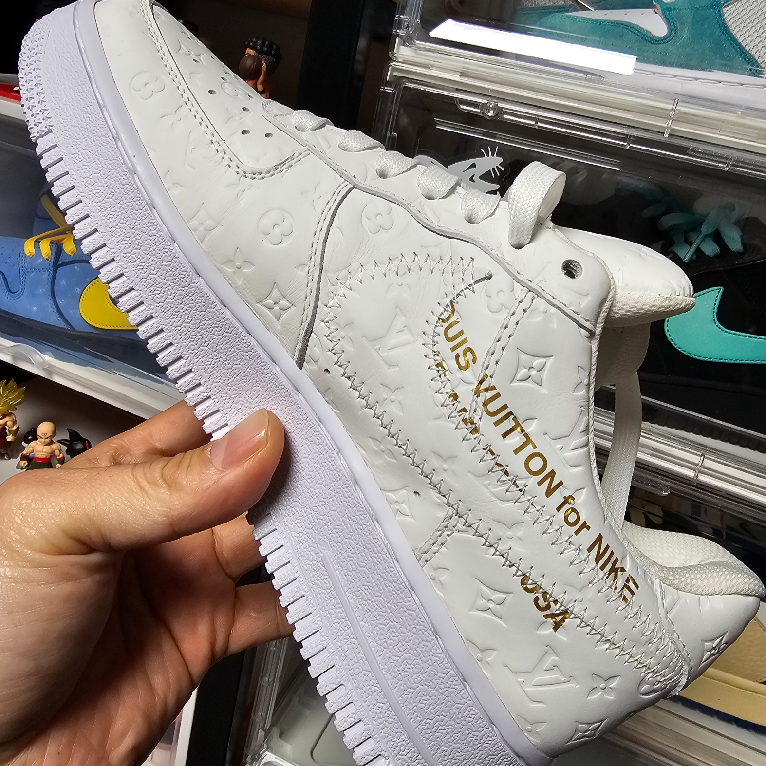 Louis Vuitton x Nike Air Force 1 Low by Virgil Abloh White 착용 스타일 - 2