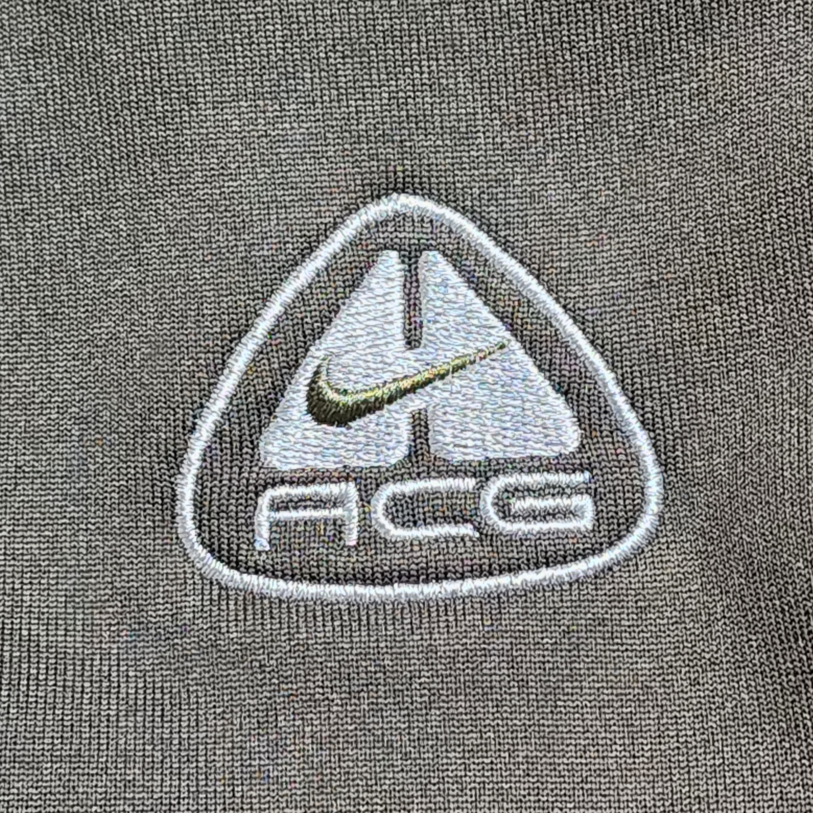 Nike ACG Oregon Series Reissue Polartec Top Cargo Khaki - Asia, Nike ACG Trail Pants Dark Smoke Grey - Asia 착용 스타일 - 5