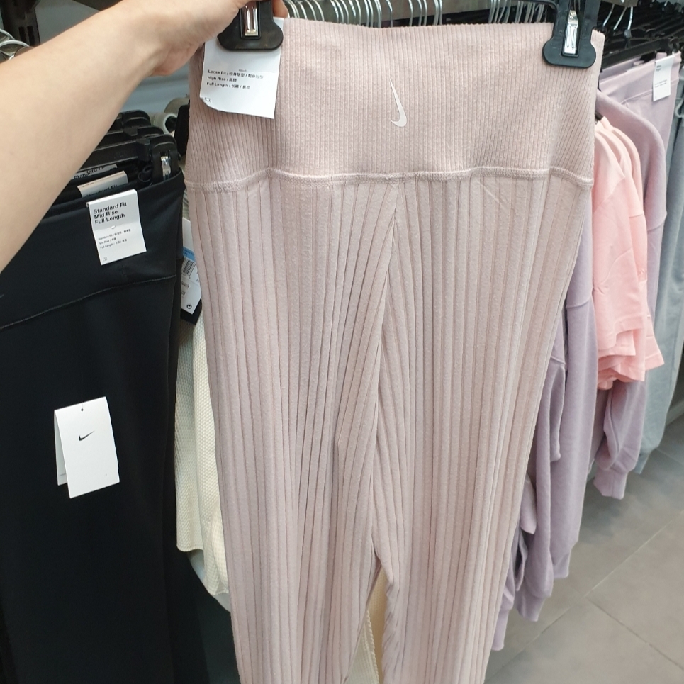 (W) Nike Yoga Luxe Fuzzy Ribbed Pants Pink Oxford - Asia 착용 스타일 - 1