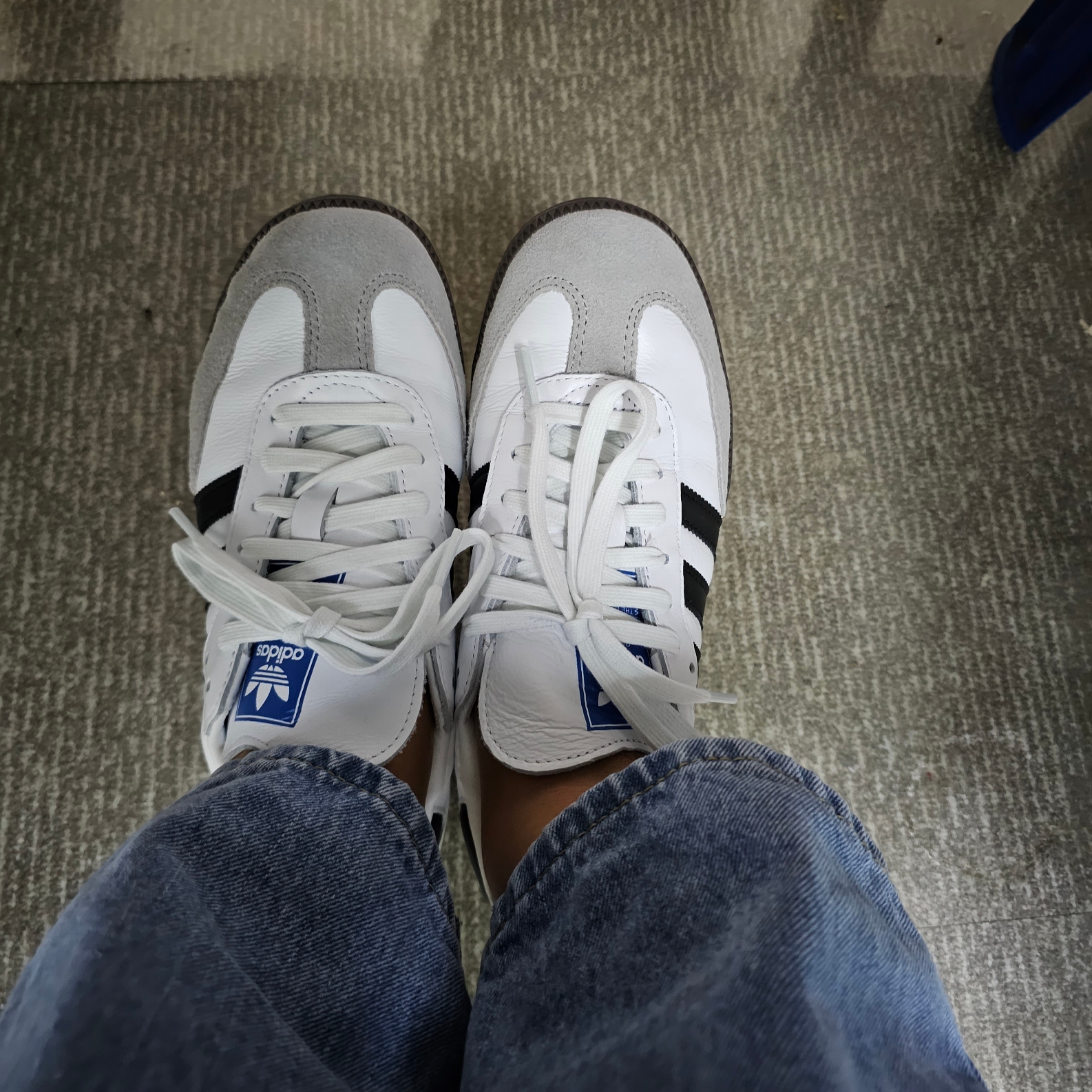 Adidas Samba OG Cloud White 착용 스타일