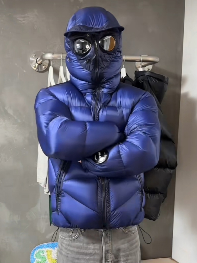 Palace x C.P. Company DD Shell Ripstop Explorer Jacket Mazarine Blue - 23FW 착용 스타일