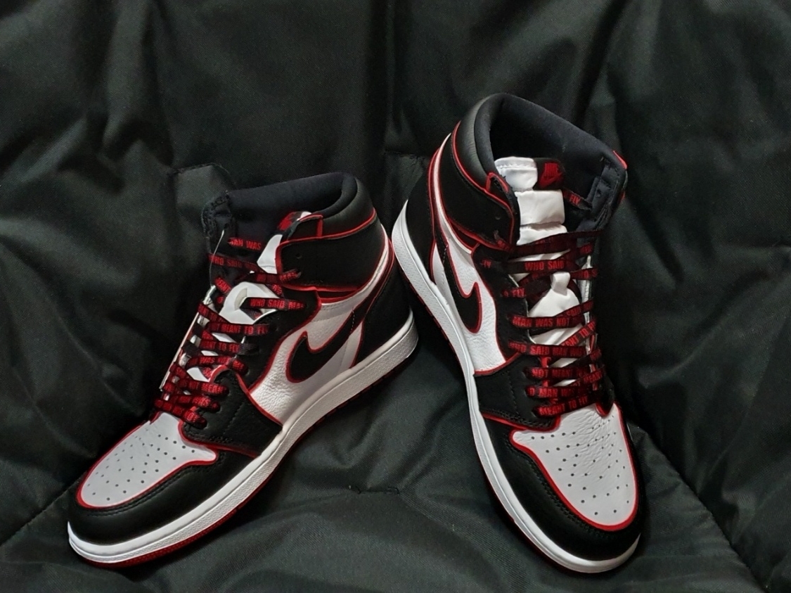 Jordan 1 Retro High OG Bloodline 착용 스타일 - 1