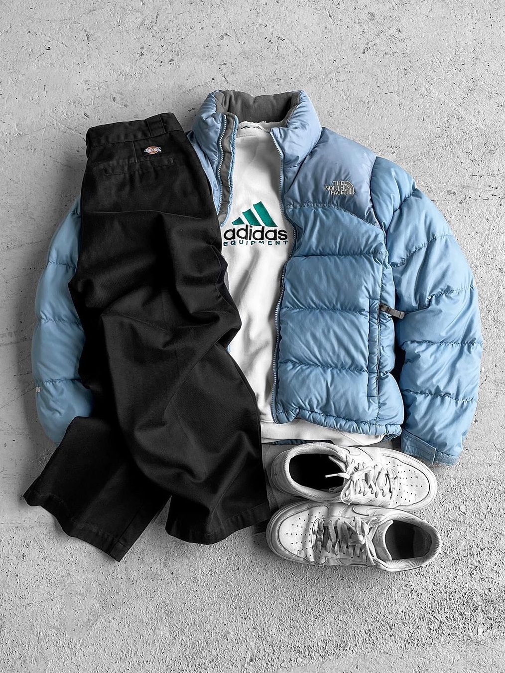 Stussy 8 Ball Sherpa Jacket Green, The North Face 1996 Eco Nuptse Jacket Real Black 착용 스타일 - 5