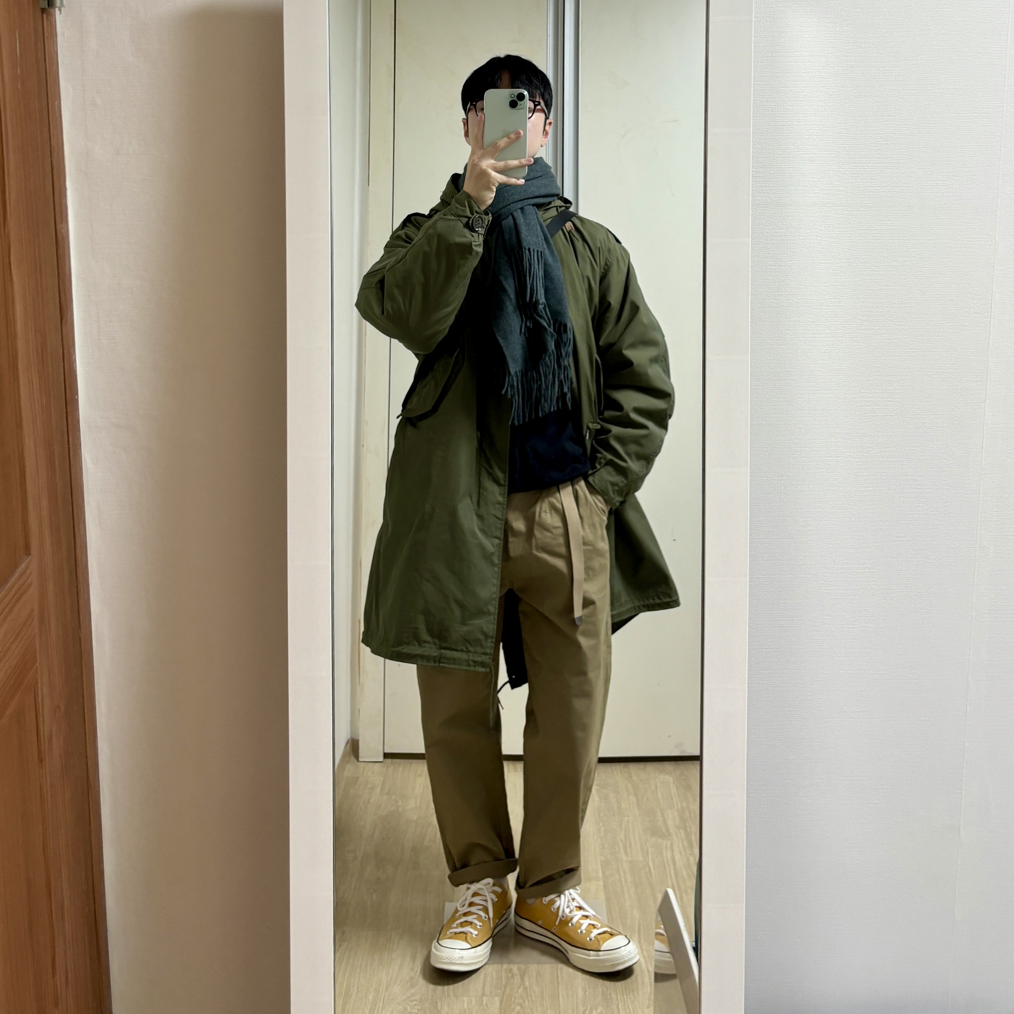 Converse Chuck 70 Ox Vintage Canvas Sunflower 착용 스타일 - 1