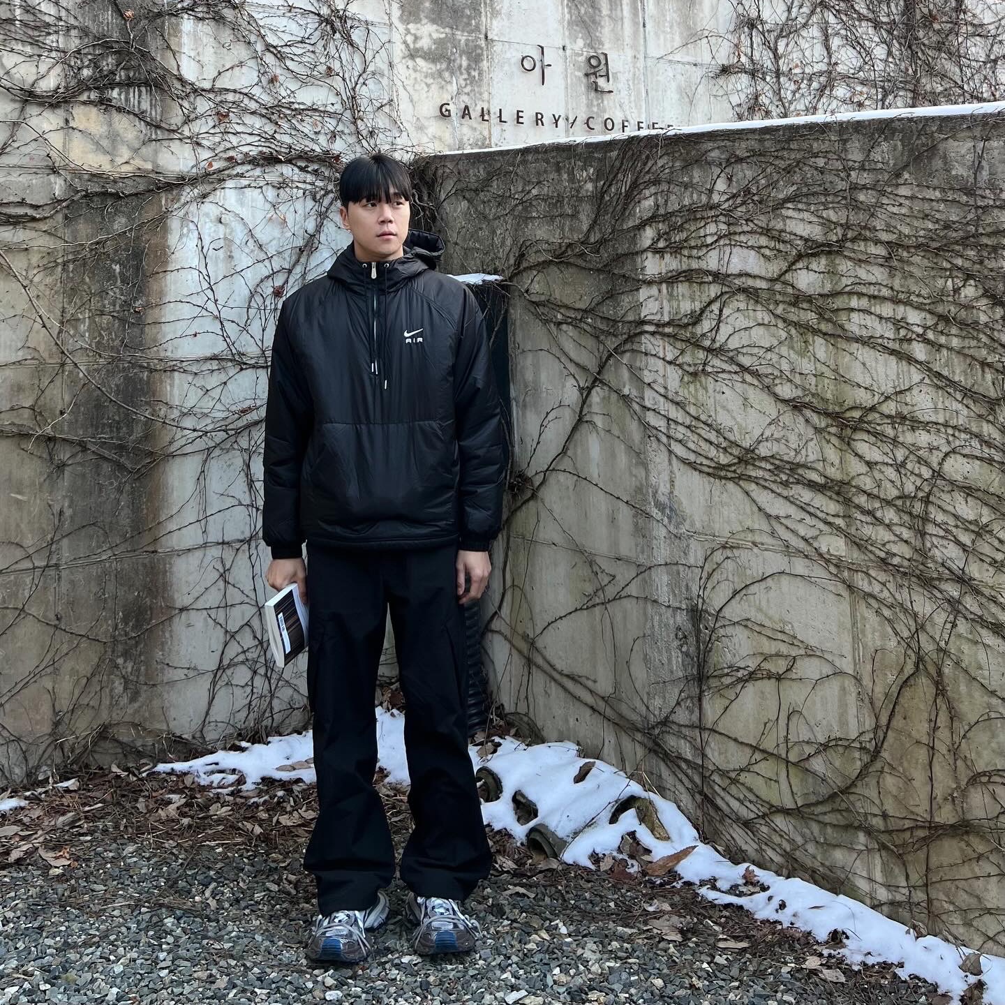Nike NSW Winterized Anorak Jacket Black - Asia, Balenciaga 3XL Sneakers Worn Out Grey White Blue 착용 스타일 - 1