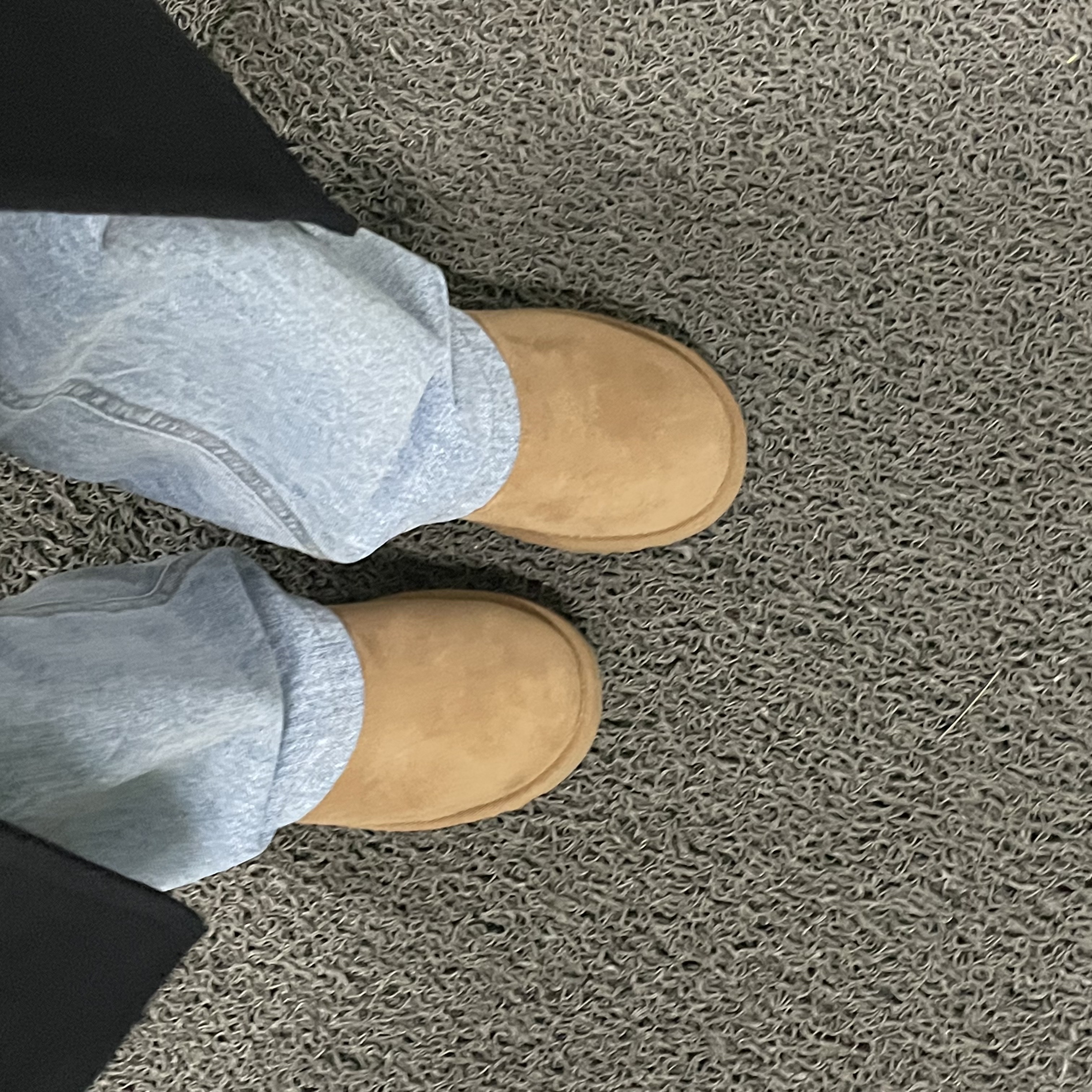 (W) UGG Classic Mini II Boots Chestnut 착용 스타일
