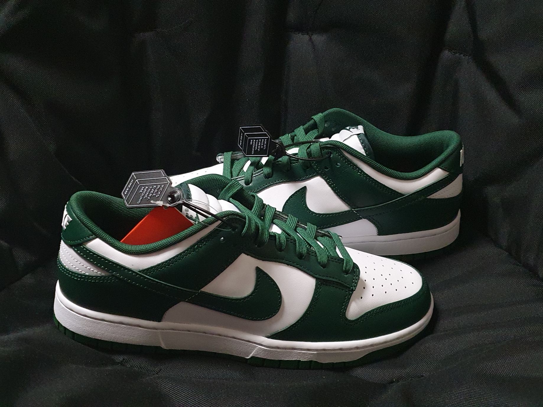 Nike Dunk Low Retro Varsity Green 착용 스타일 - 2