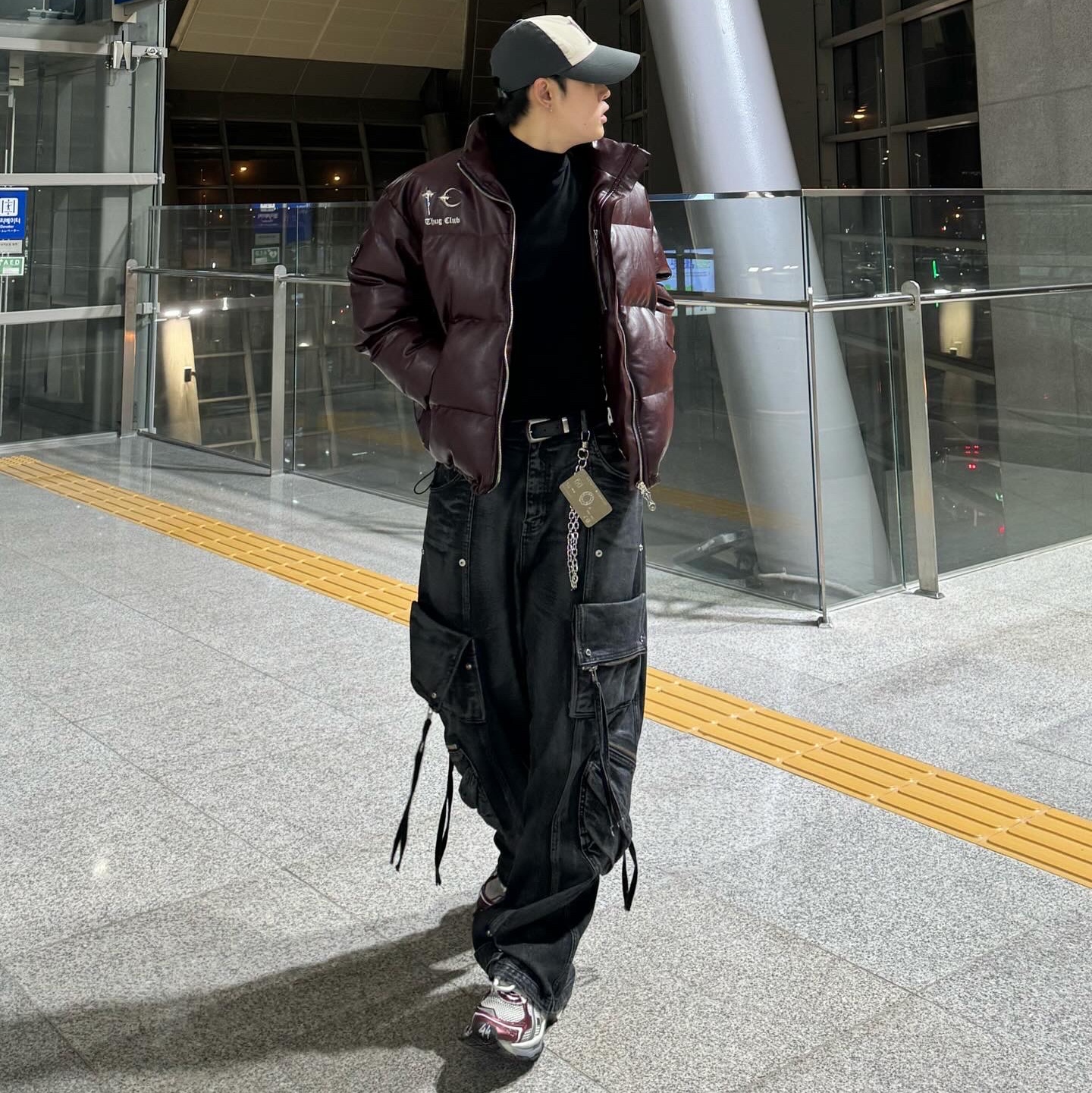 (W) Balenciaga Runner Sneakers Grey Burgundy, Thug Club Leather Puffer Jacket Purple 착용 스타일 - 2